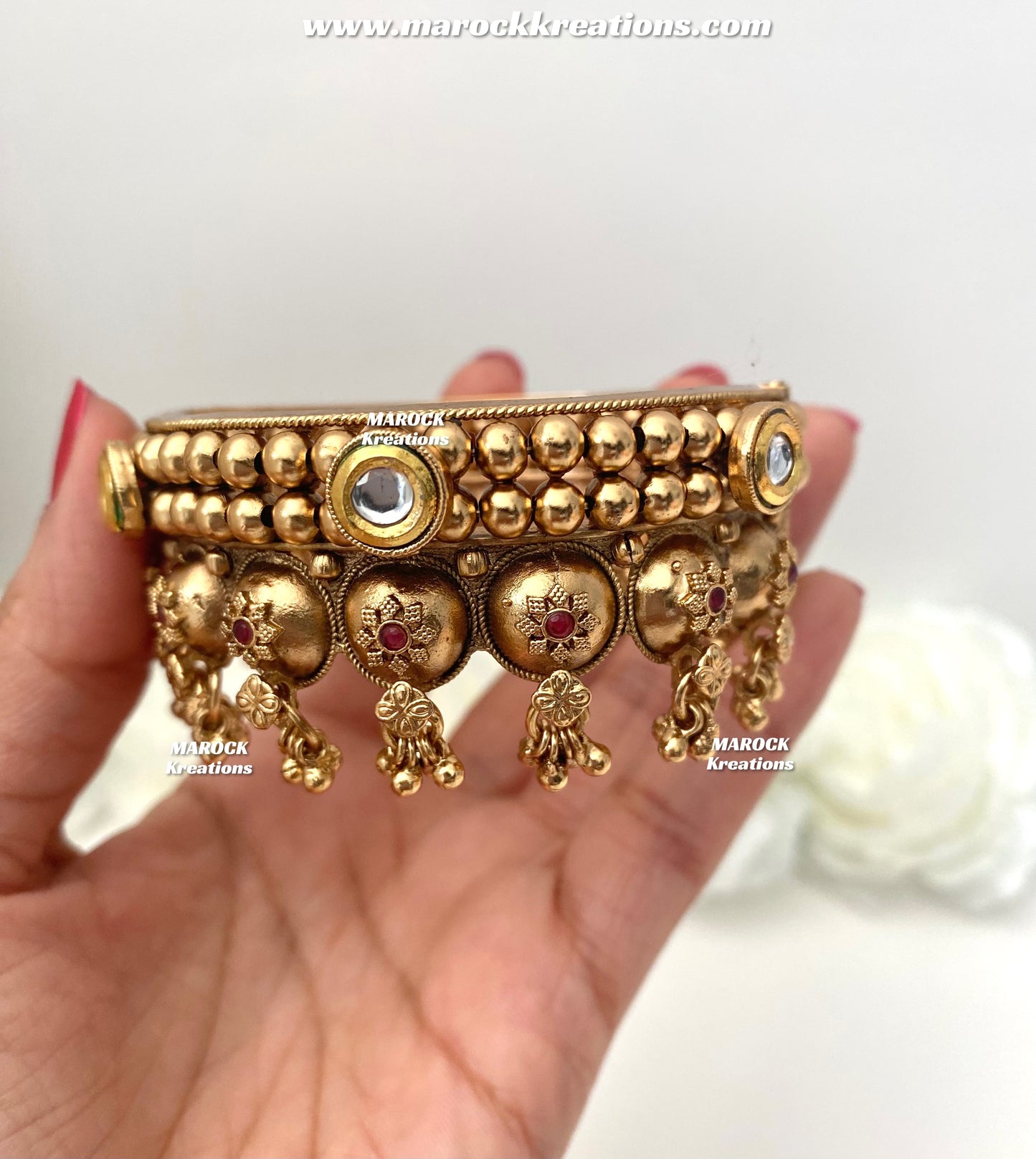 Nafisa Premium Quality Matt Finish Gold plated openable Rajwadi statement Bangles/Kangan