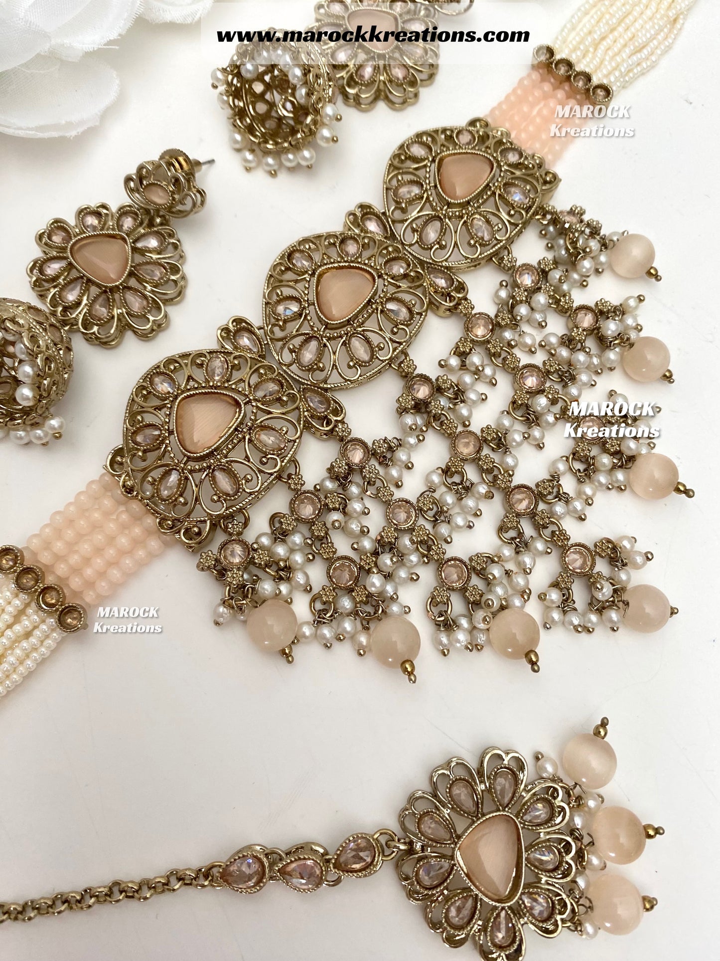 Amaira Antique Gold Polki choker set