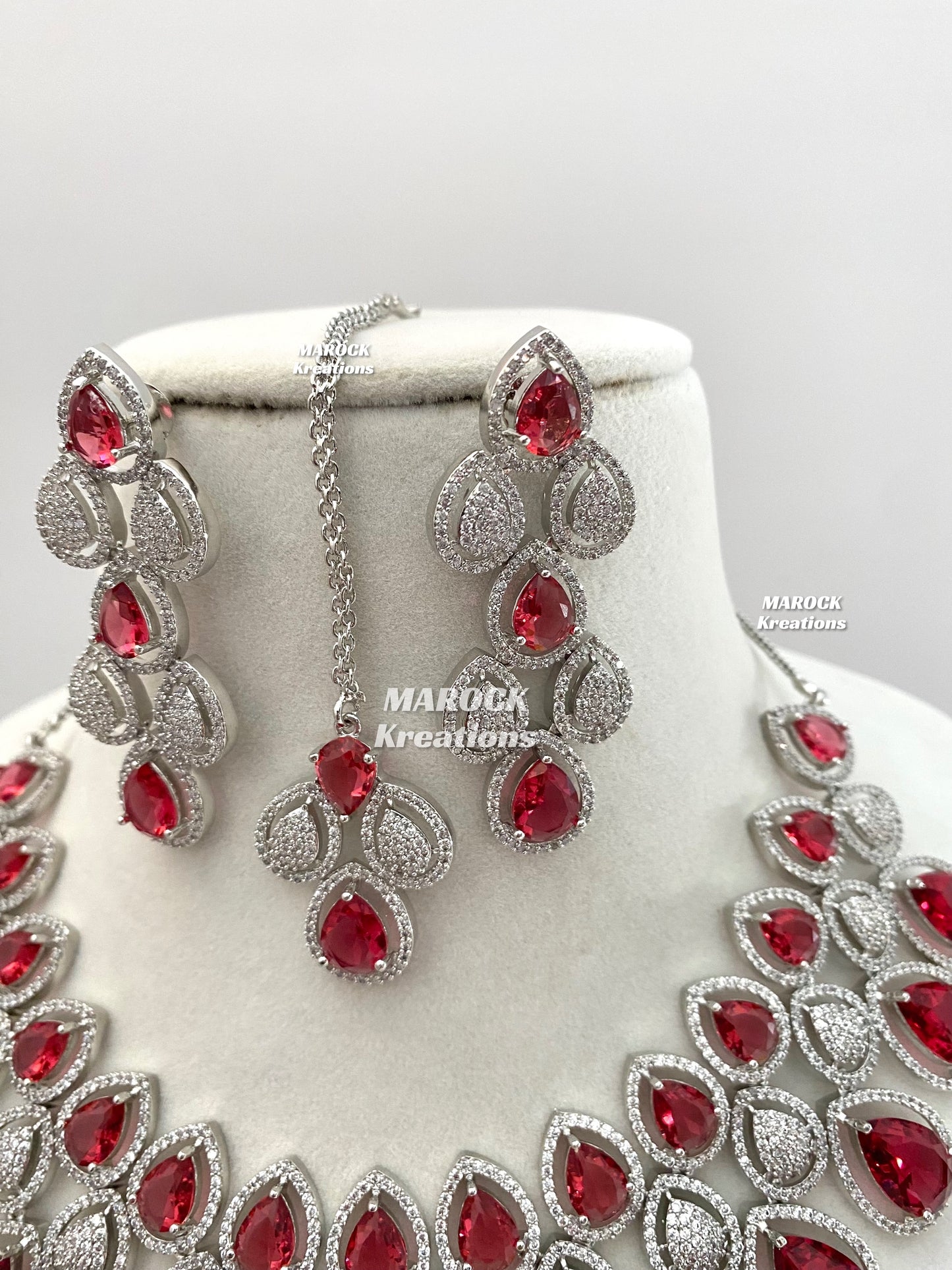 Laura Silver American Diamond Necklace set