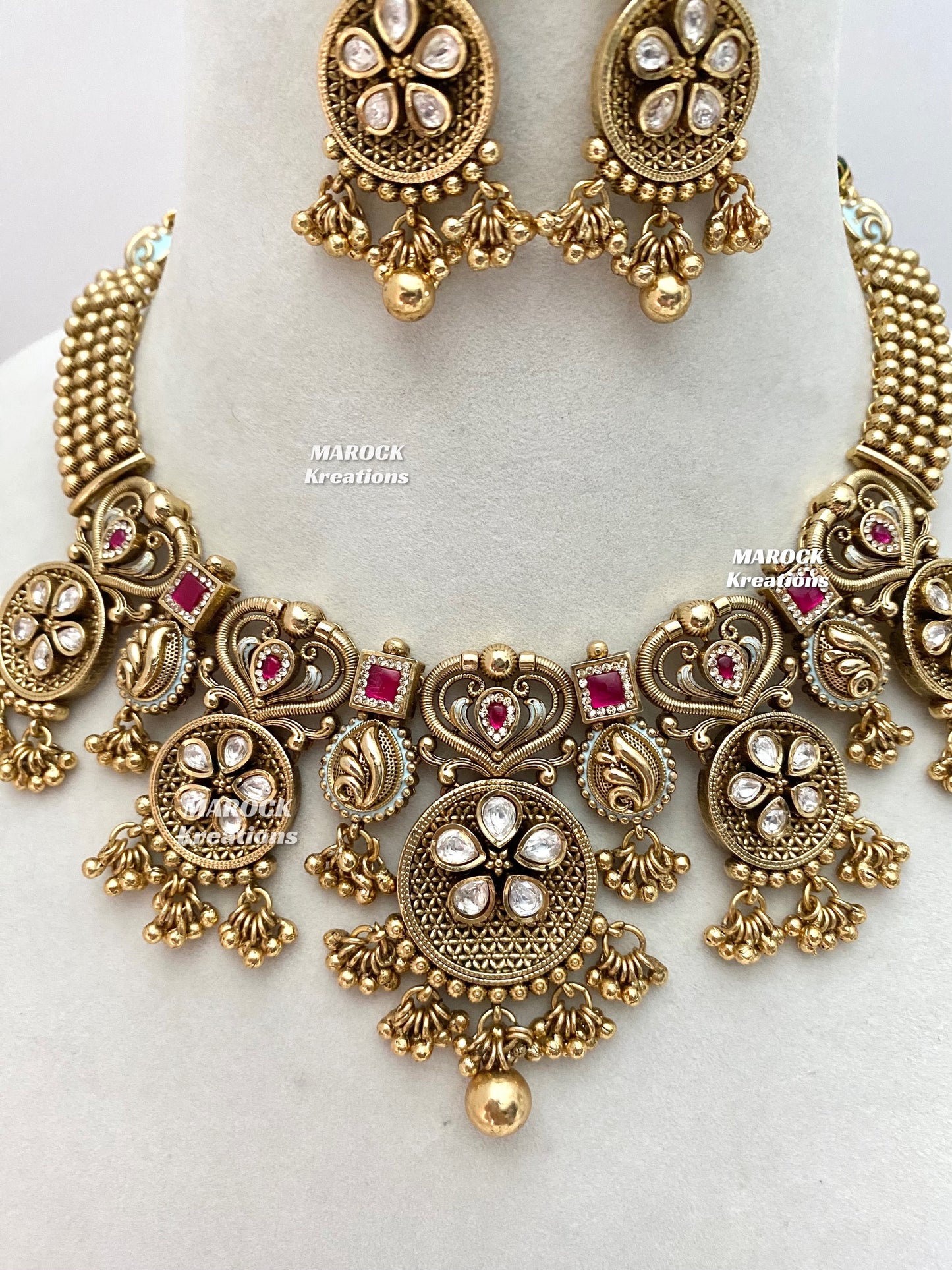 Rafia Premium Quality Gold plated Kundan exclusive Necklace set