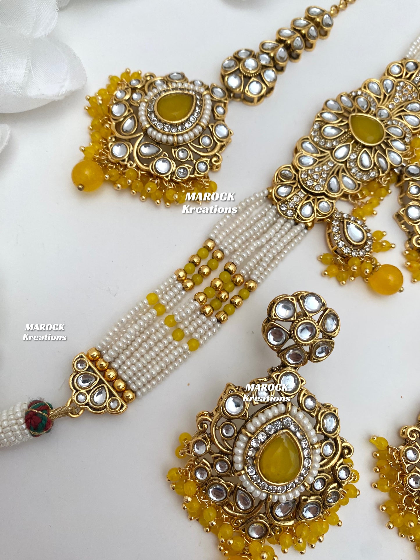 Mahima Premium Quality Kundan Choker set