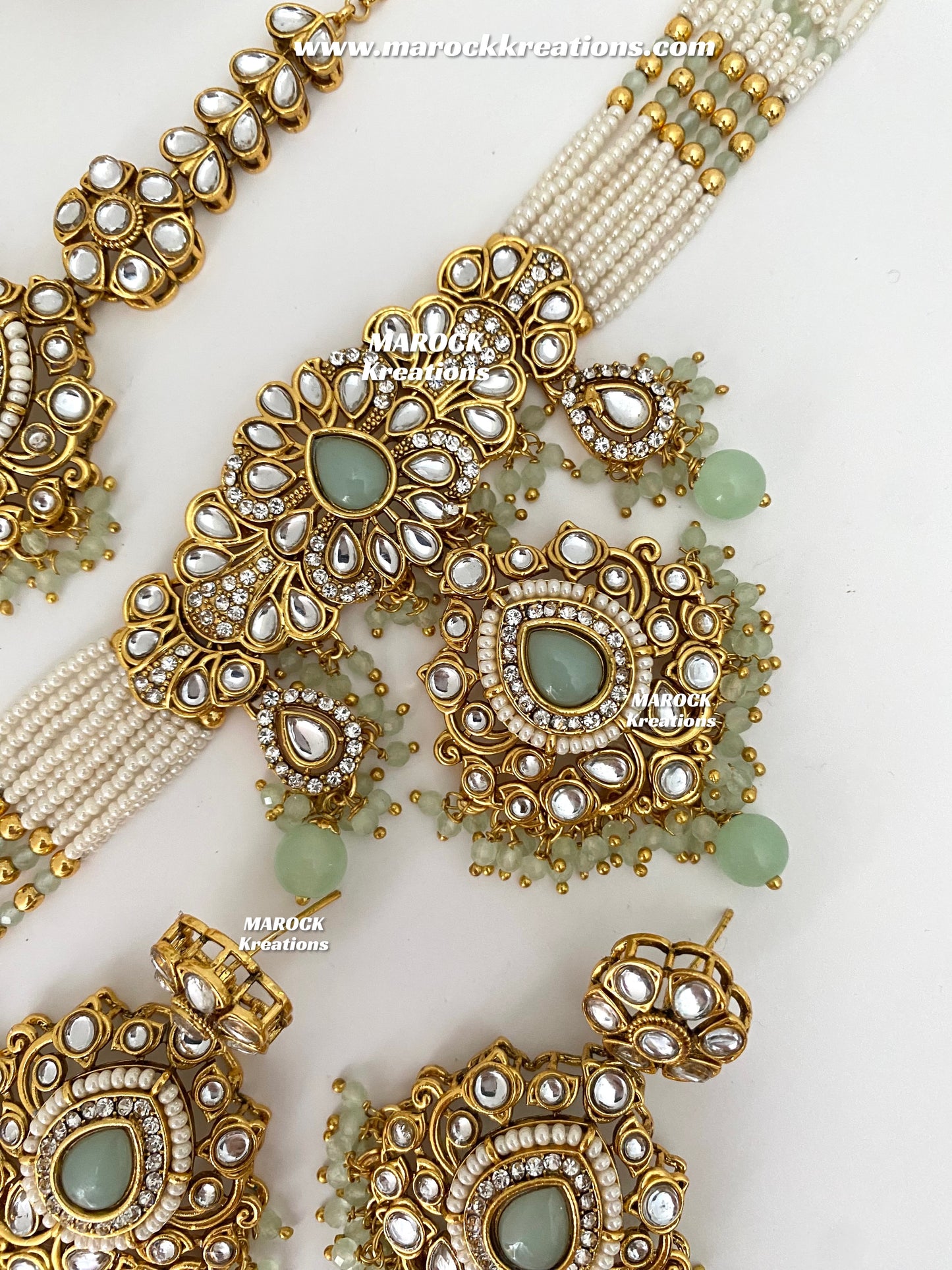 Mahima Premium Quality Kundan Choker set