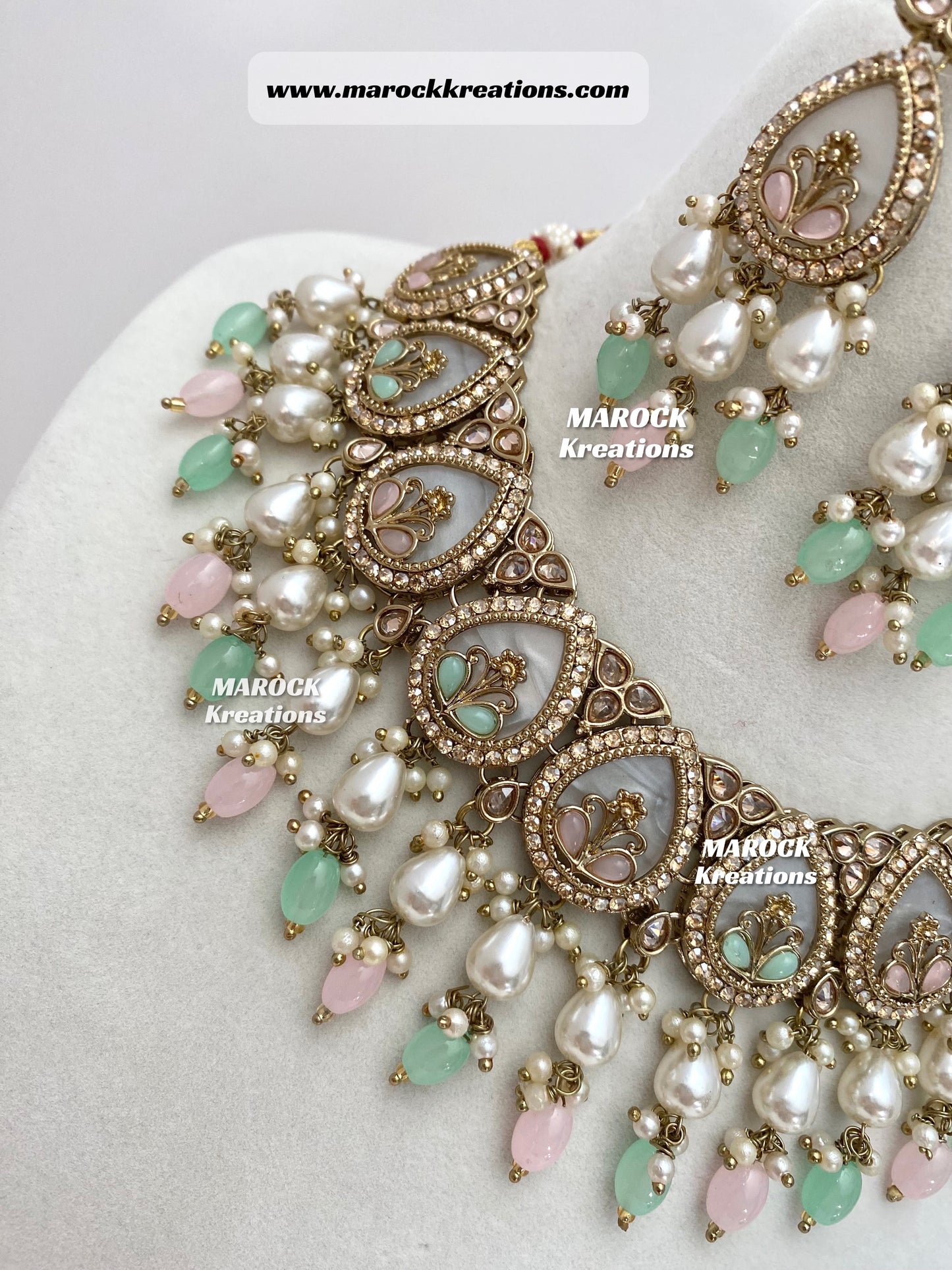 Antique Gold Polki Statement MOP Necklace set