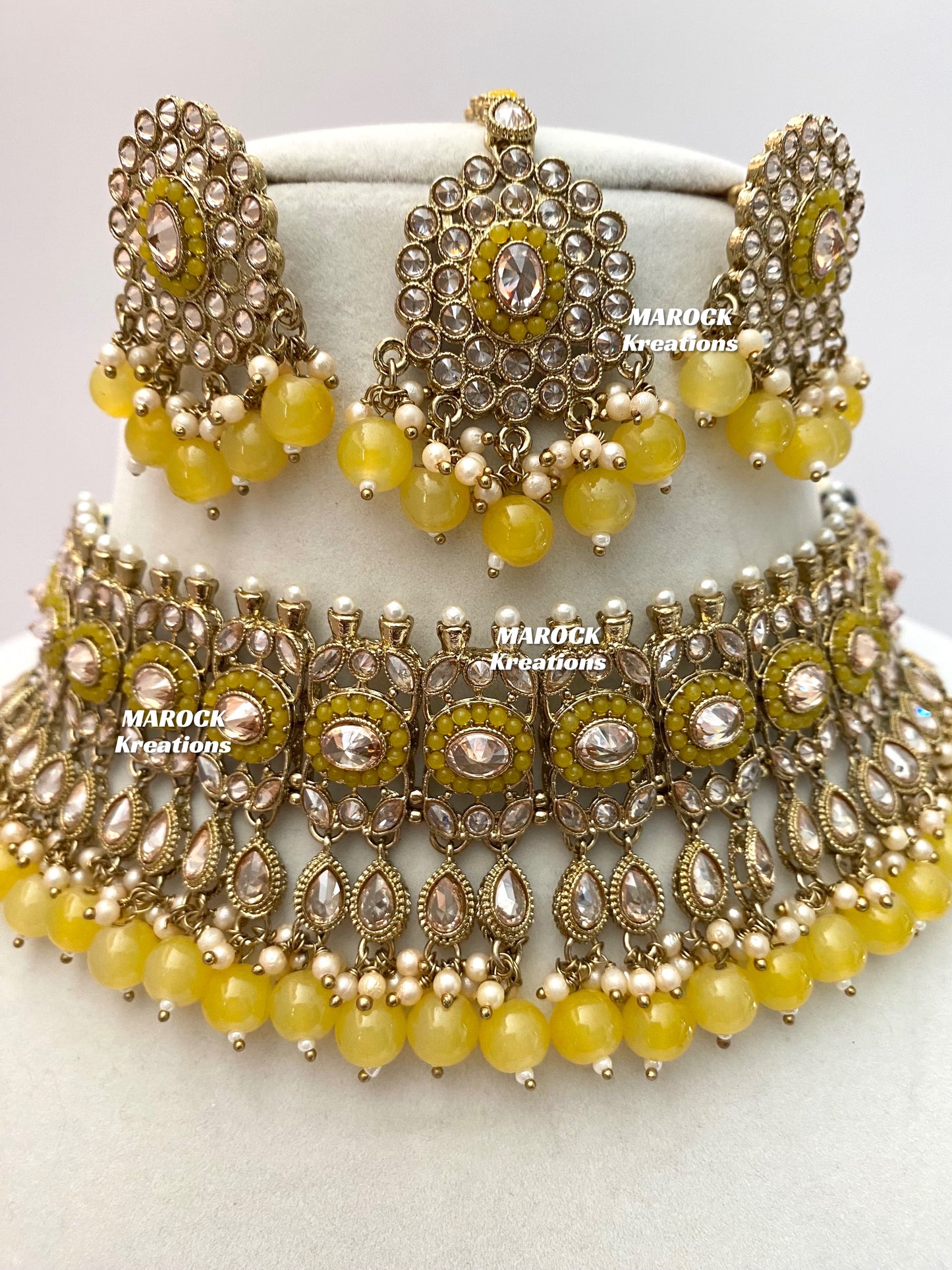 Antique Gold Polki choker sets