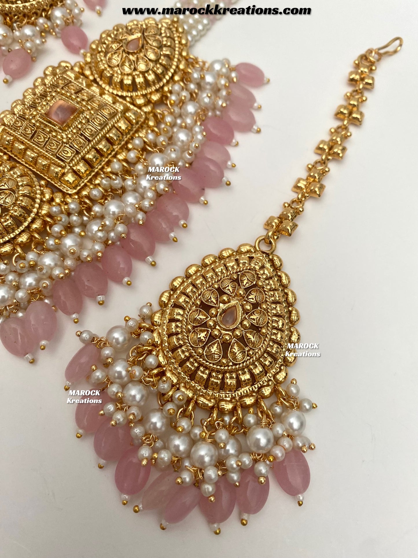 Asna Premium Quality Gold Plated statement choker set