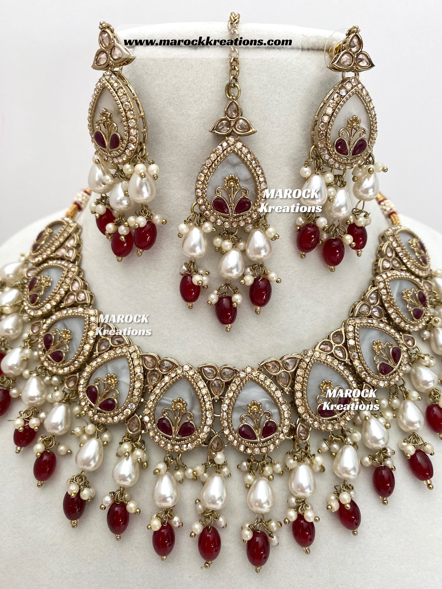 Antique Gold Polki Statement MOP Necklace set