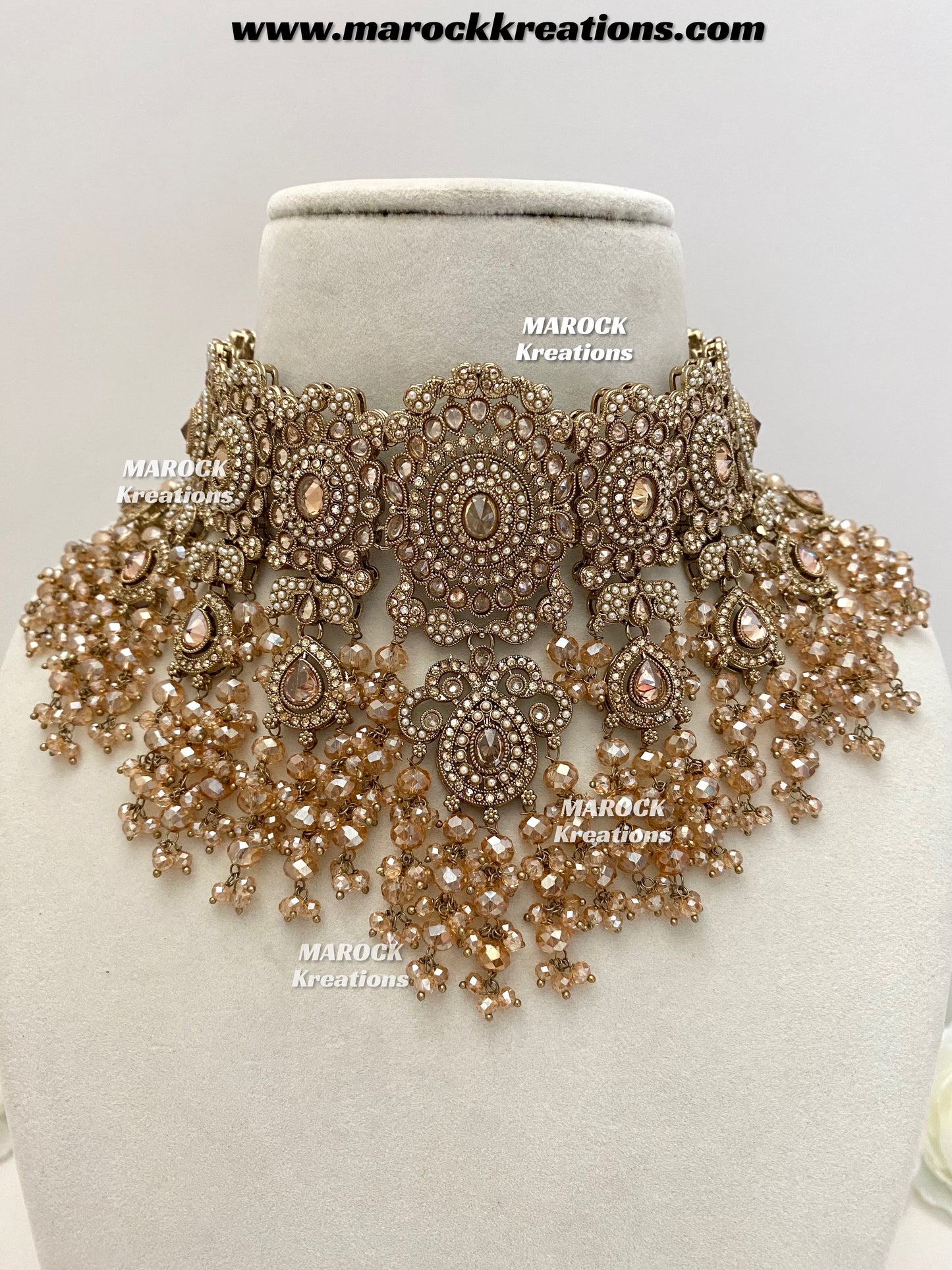Nazmun Antique Gold Pakistani Polki choker/necklace set with Passa