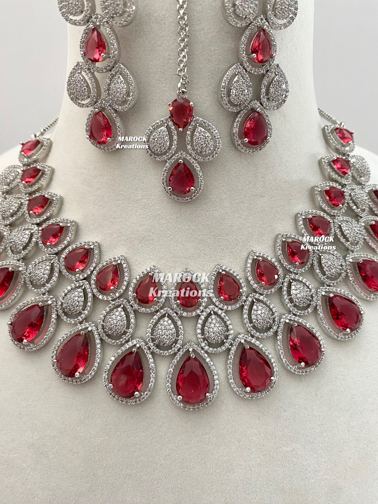 Laura Silver American Diamond Necklace set