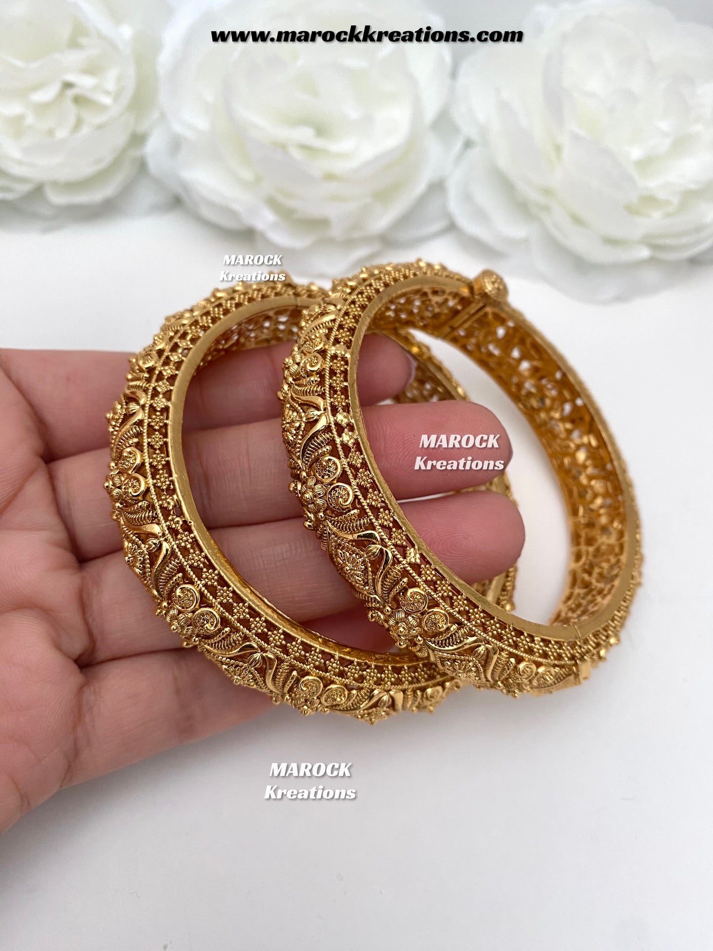 Sandhya Premium Quality Gold plated openable kade/Bangles/Kangan