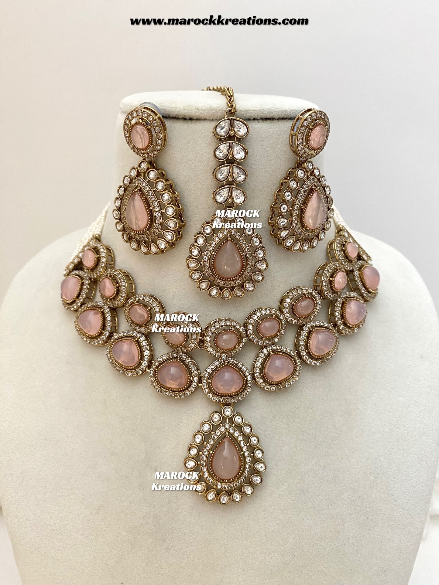 Zafina Premium Quality Moissanite Kundan Statement Choker/Necklace set