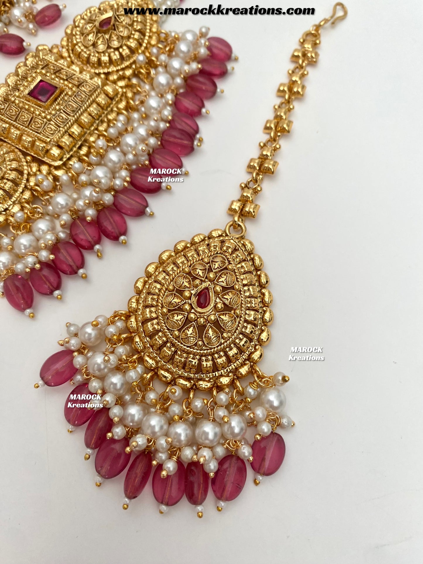 Asna Premium Quality Gold Plated statement choker set