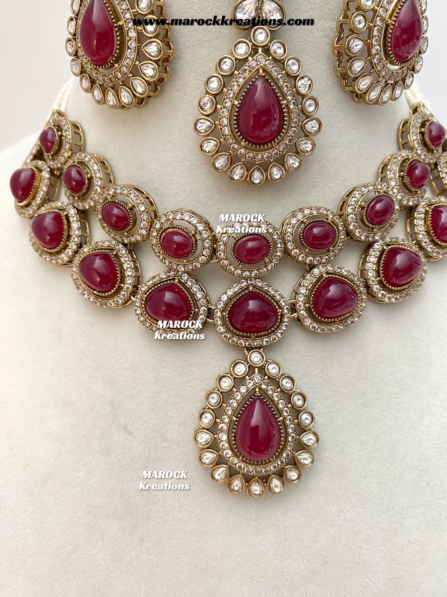 Zafina Premium Quality Moissanite Kundan Statement Choker/Necklace set
