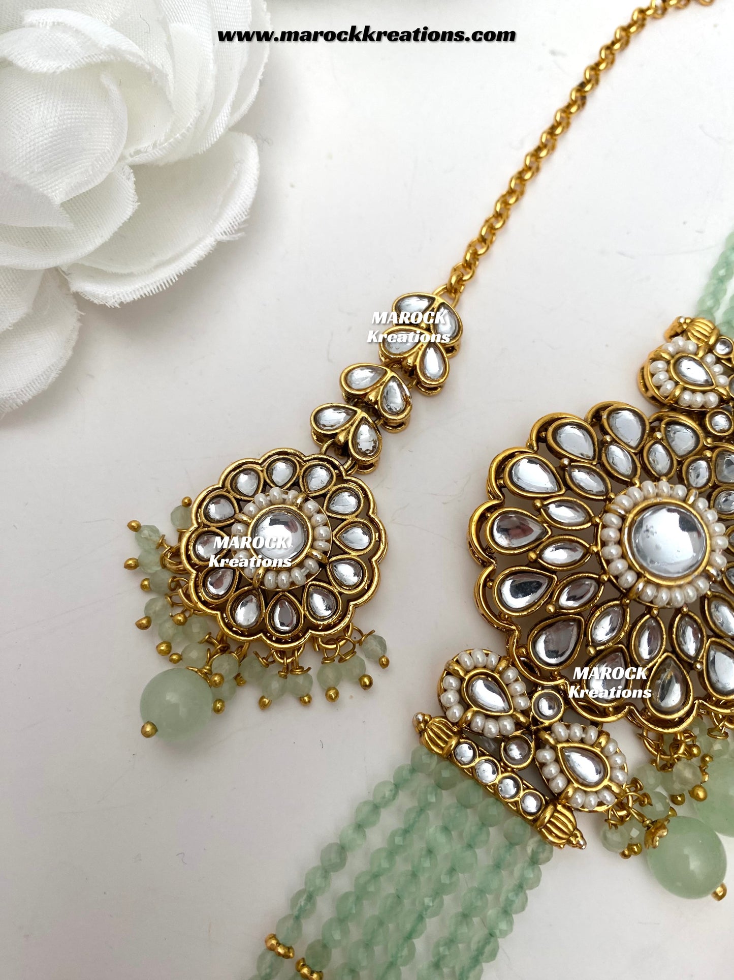 Ginni Premium Quality Kundan choker set