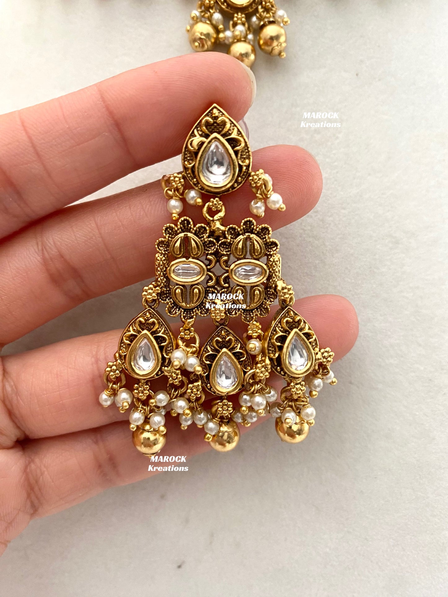 Samina Premium Quality Gold plated Kundan choker set