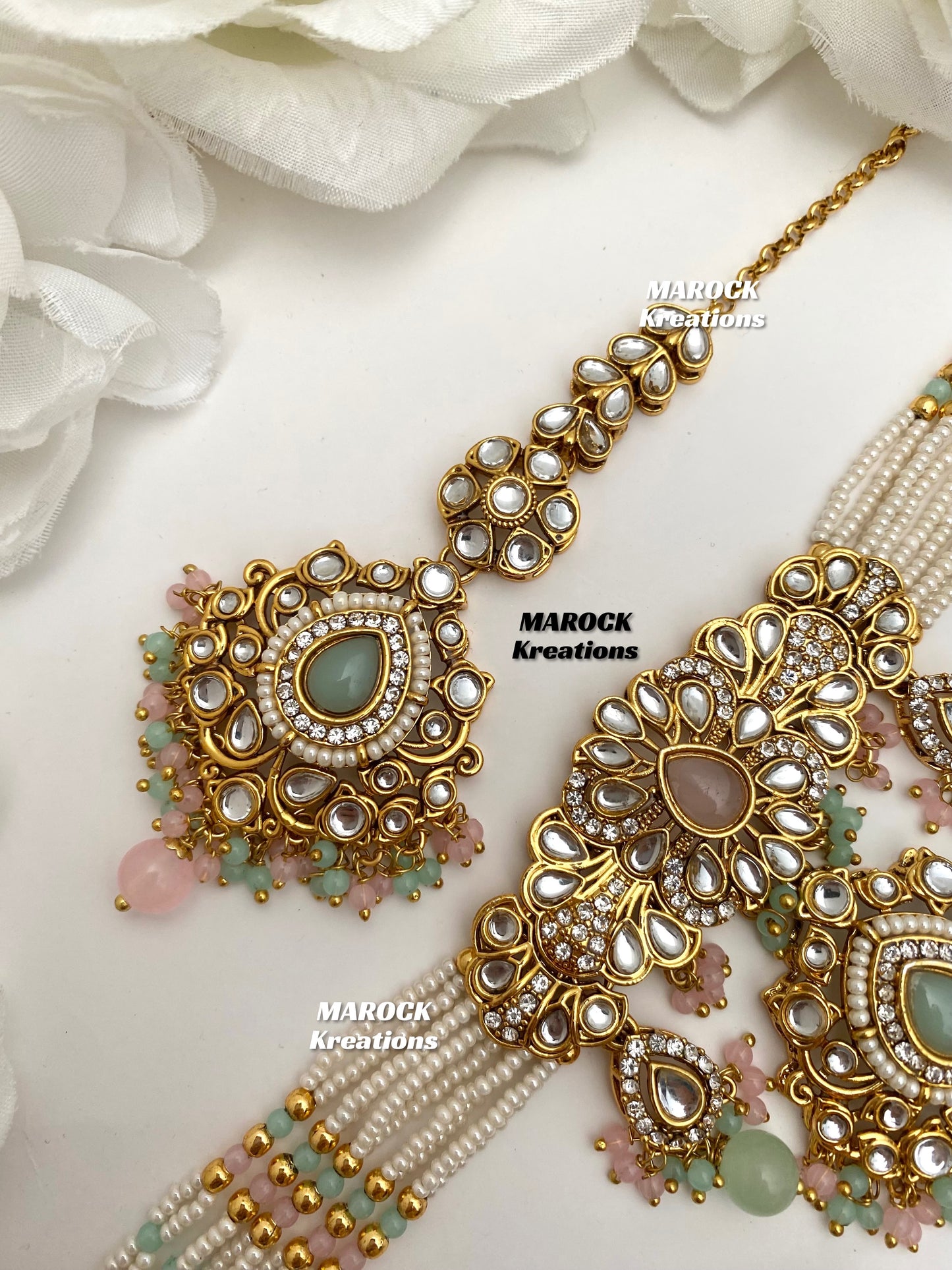 Mahima Premium Quality Kundan Choker set
