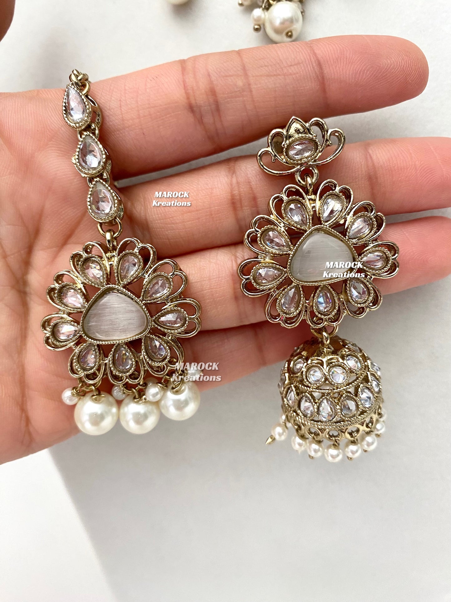 Amaira Antique Gold Polki choker set
