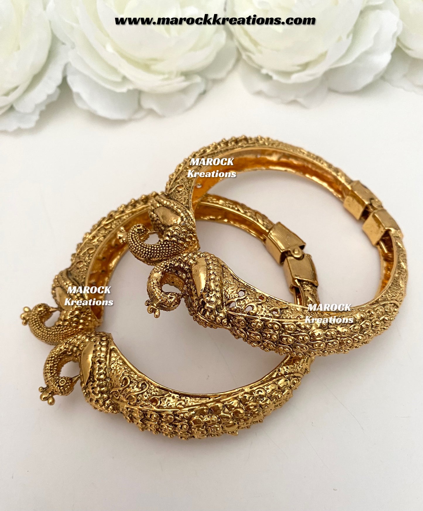 Gini Premium Quality Gold plated peacock crafted openable Rajwadi statement Bracelet