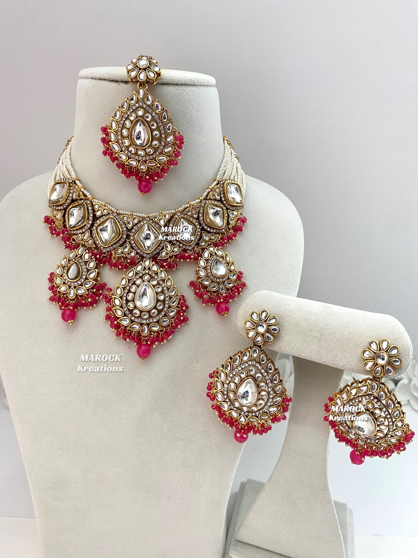Rahila Premium quality Kundan Statement Choker/Necklace Set