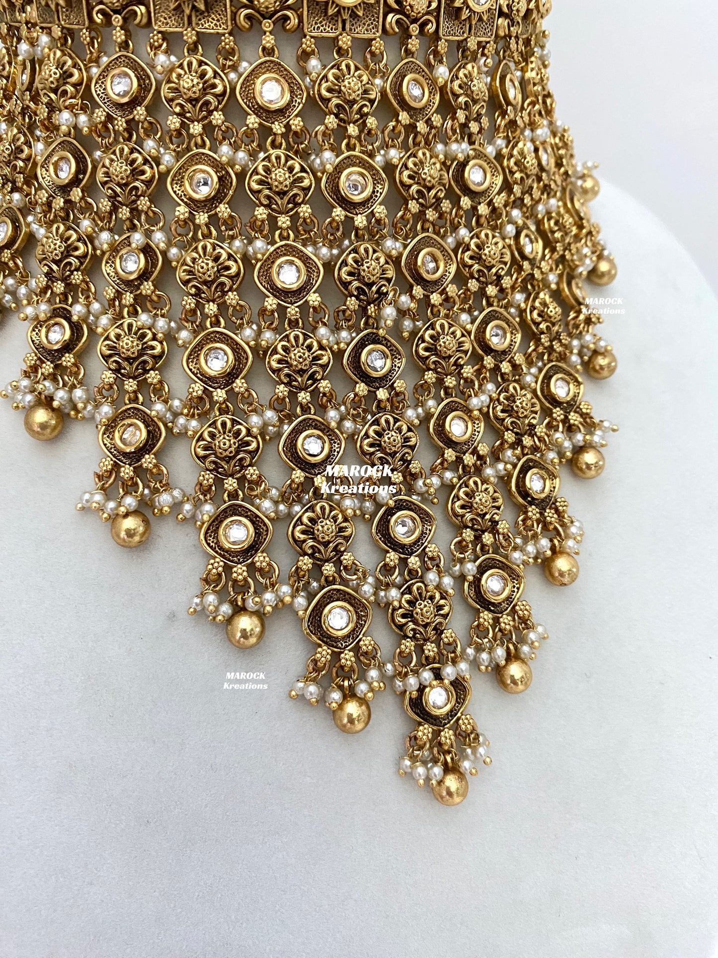 Areesha Premium Quality Gold plated Kundan Necklace set