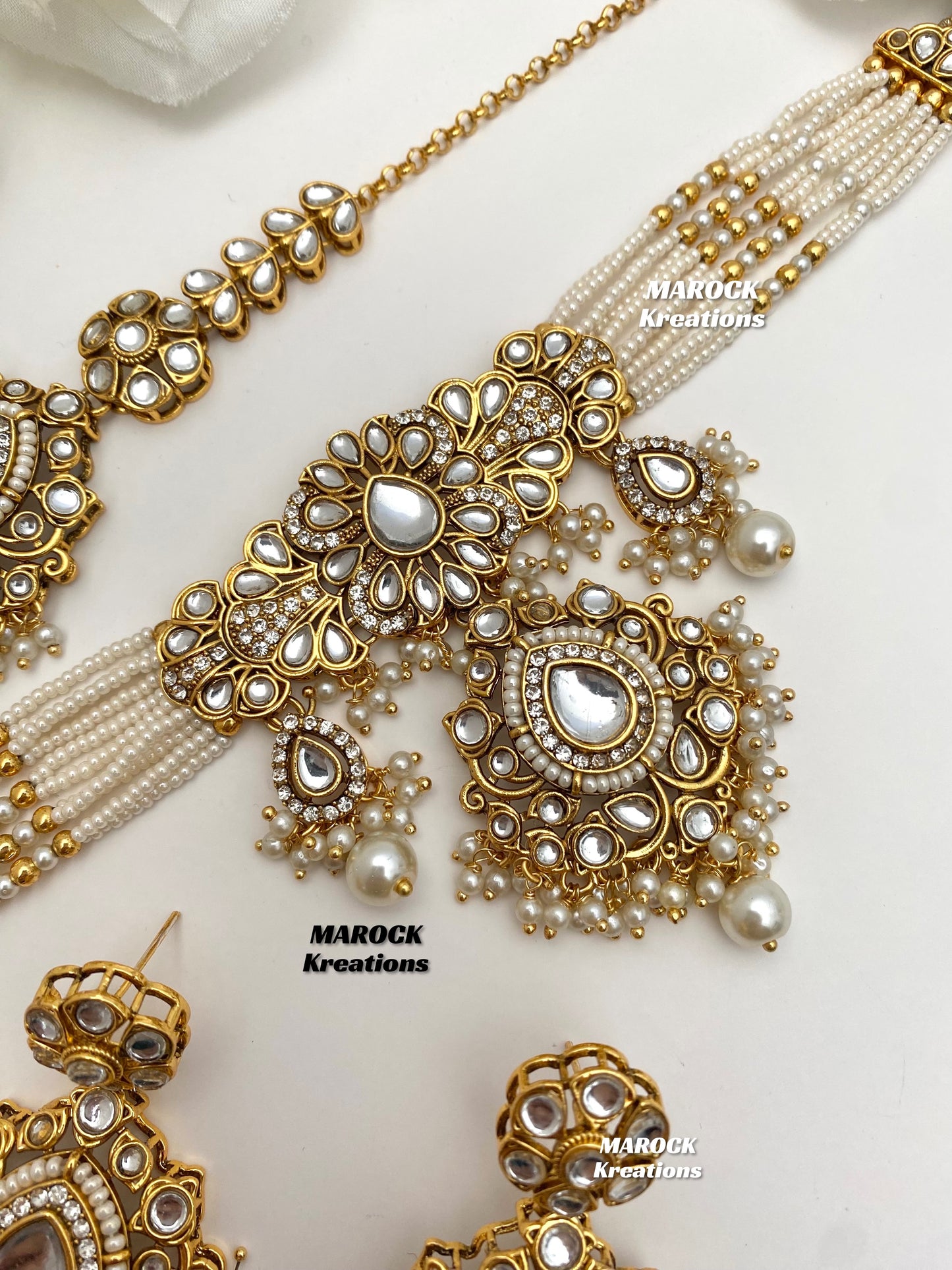 Mahima Premium Quality Kundan Choker set