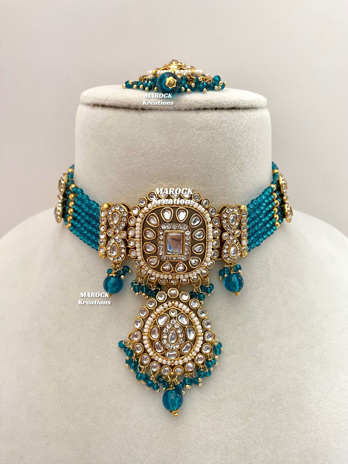 Simona Premium Quality Kundan Choker set
