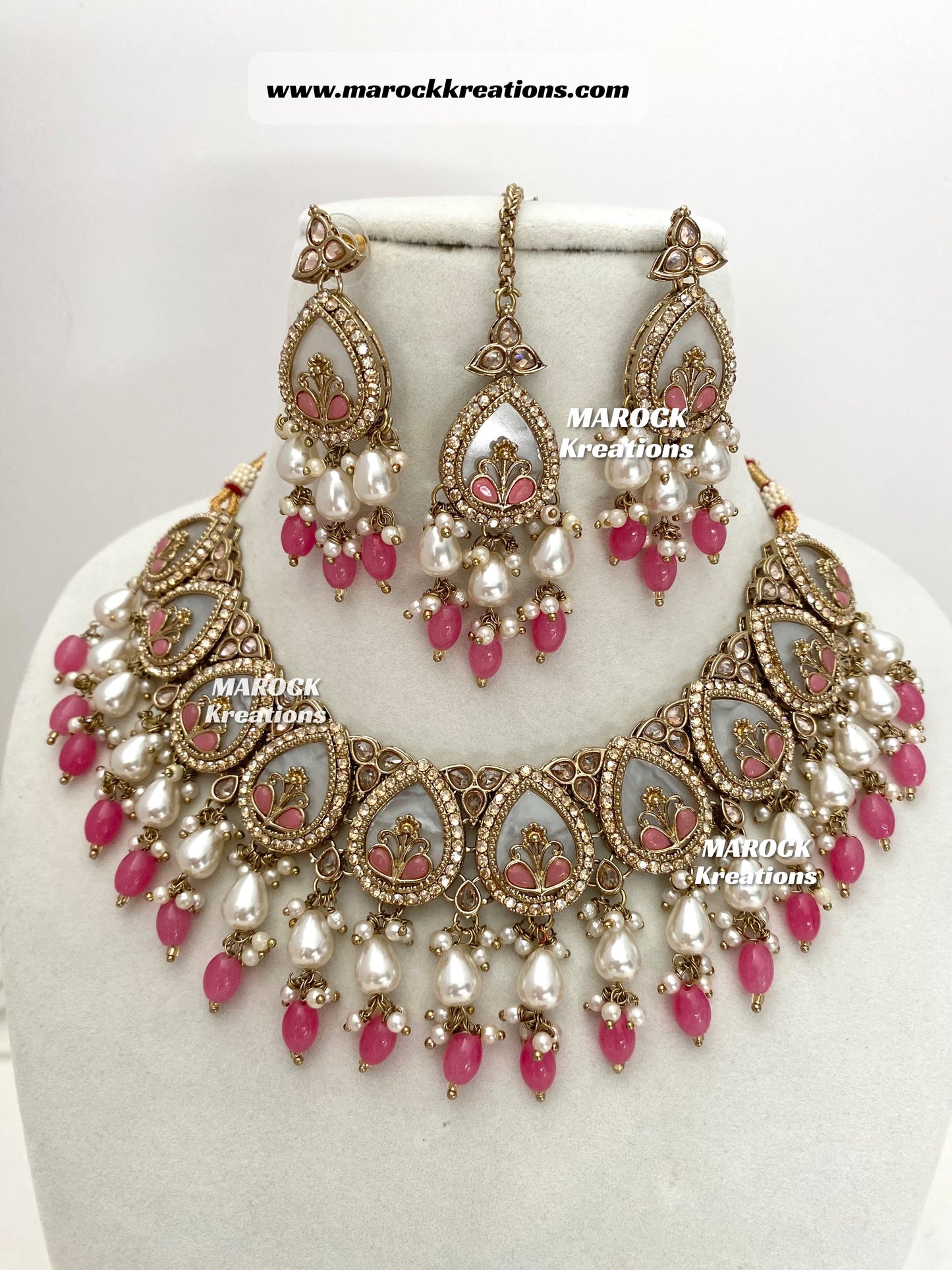 Antique Gold Polki Statement MOP Necklace set
