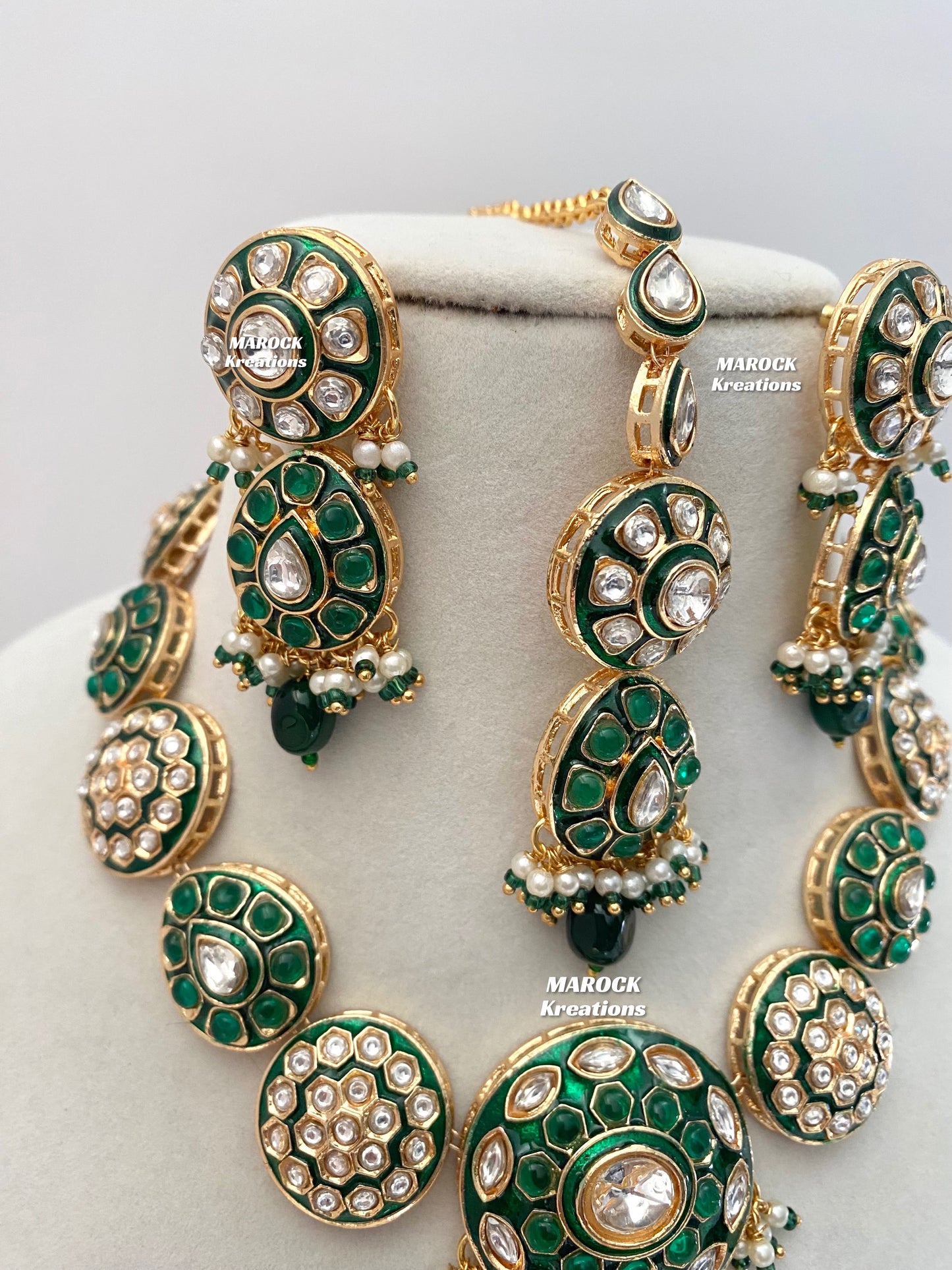 Tania Premium Quality uncut Kundan Statement Necklace set