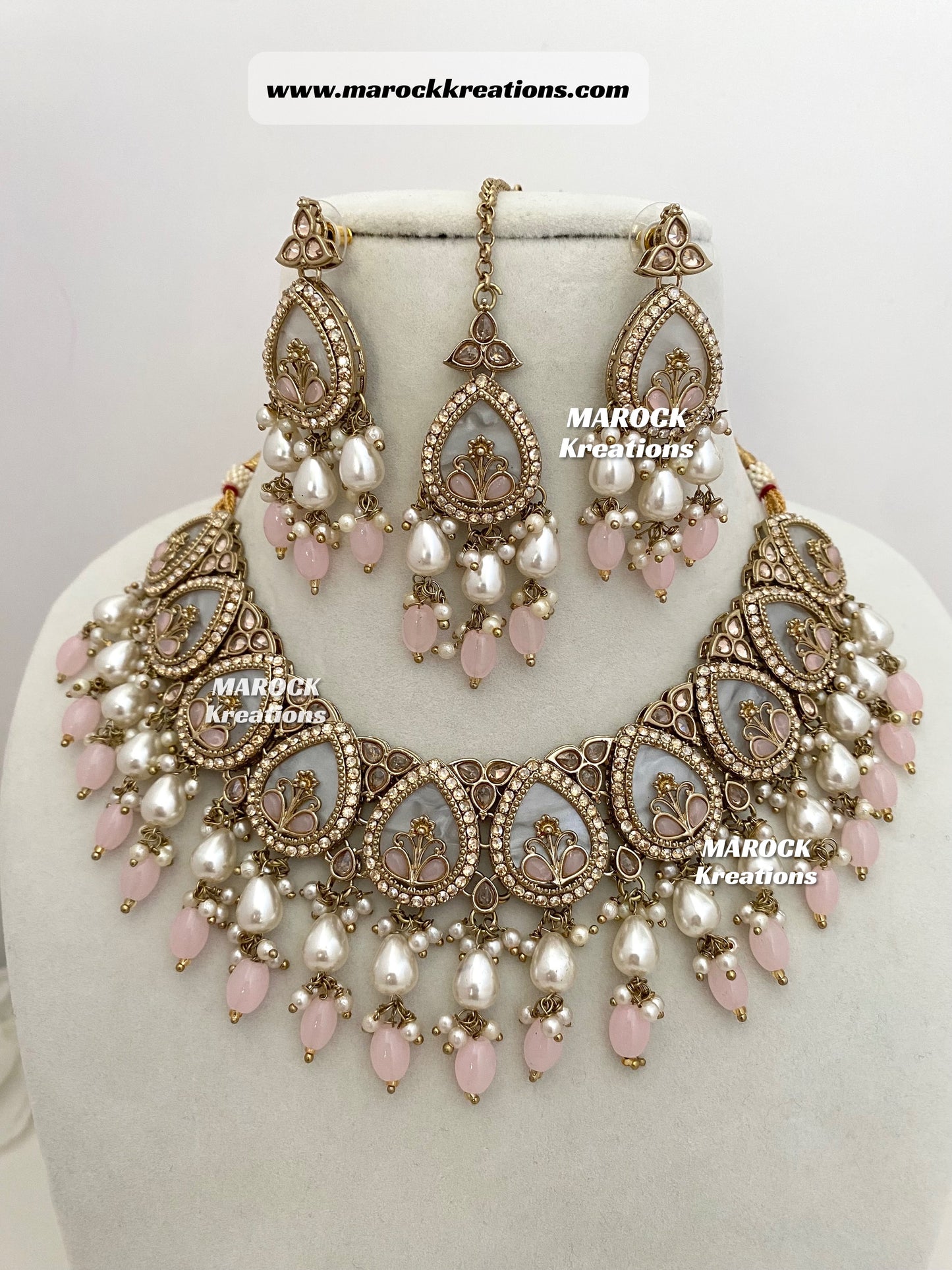 Antique Gold Polki Statement MOP Necklace set