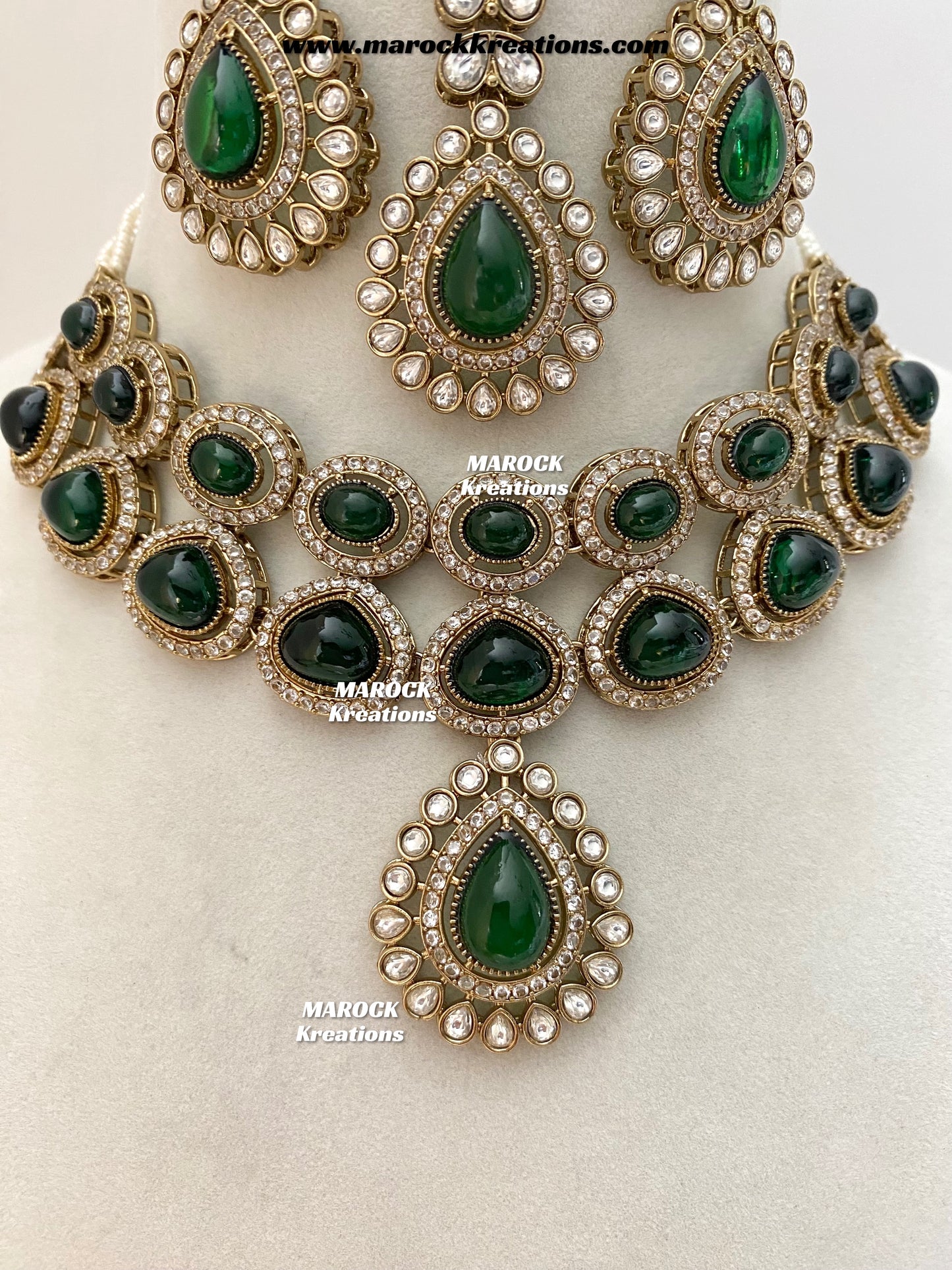 Zafina Premium Quality Moissanite Kundan Statement Choker/Necklace set