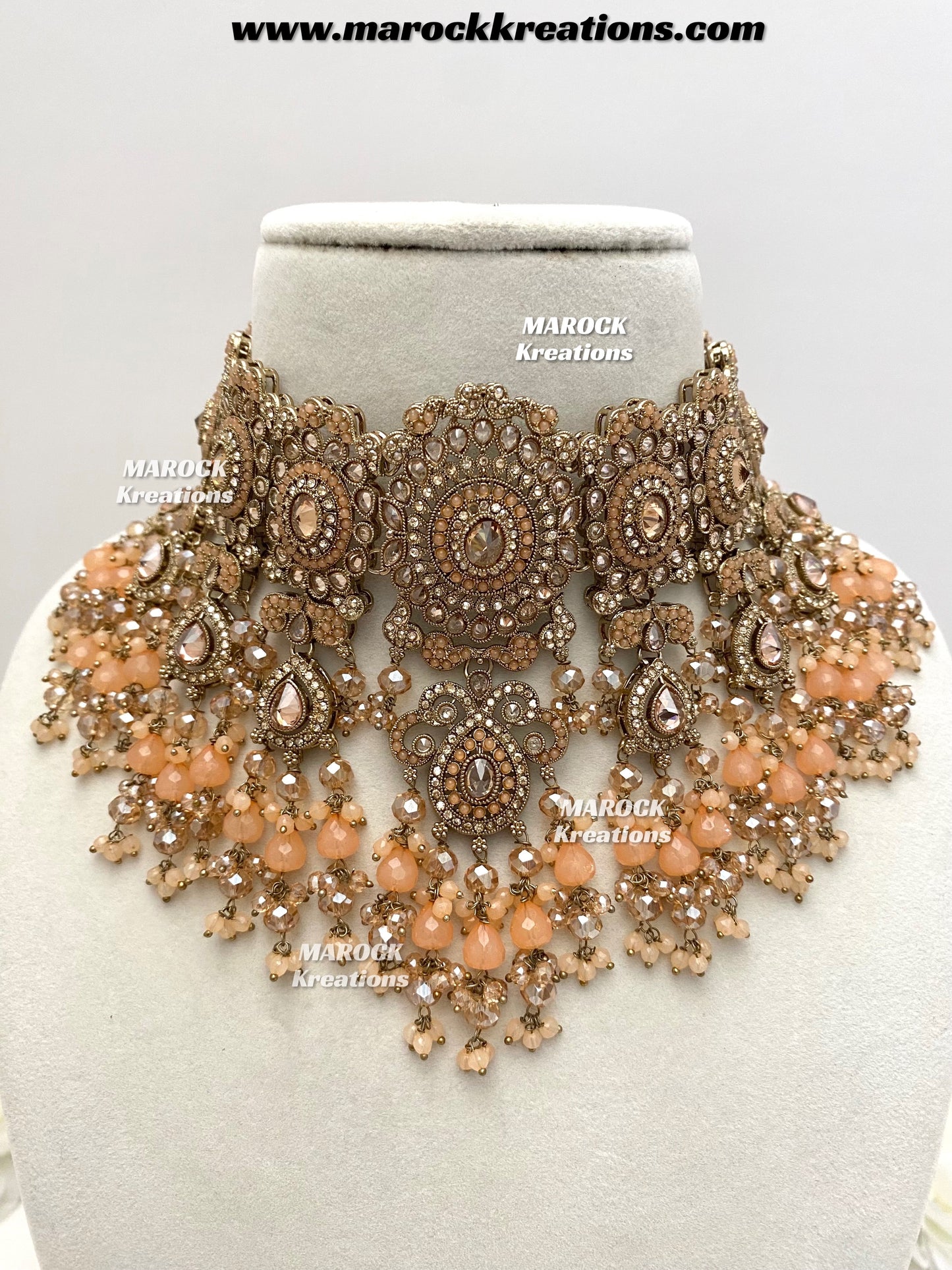 Nazmun Antique Gold Pakistani Polki choker/necklace set with Passa