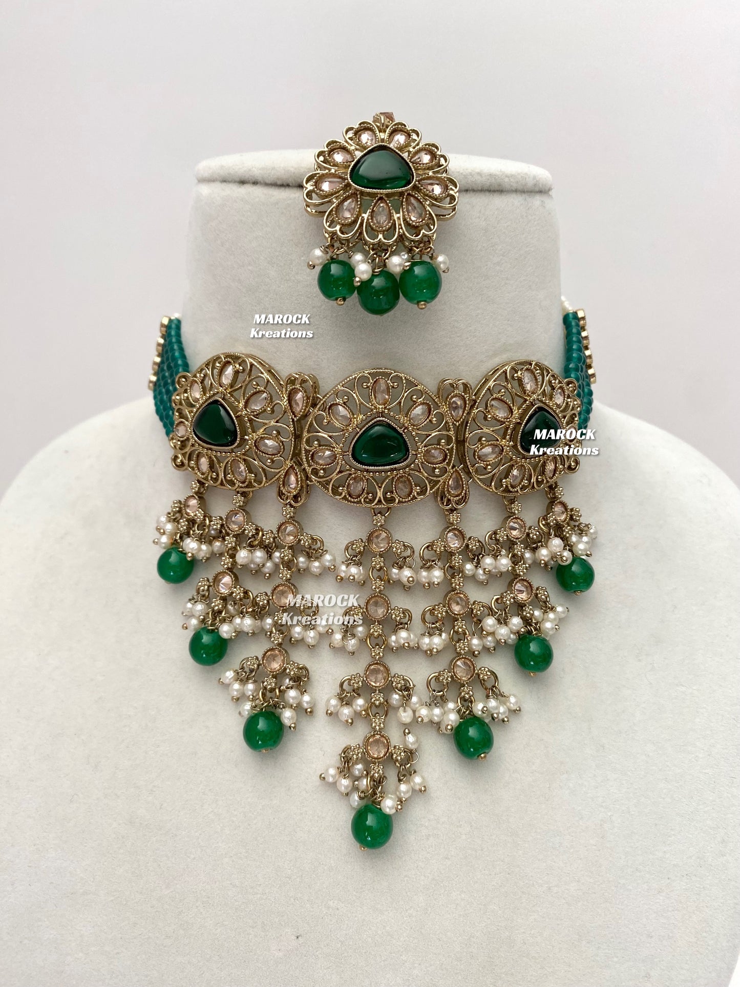 Amaira Antique Gold Polki choker set