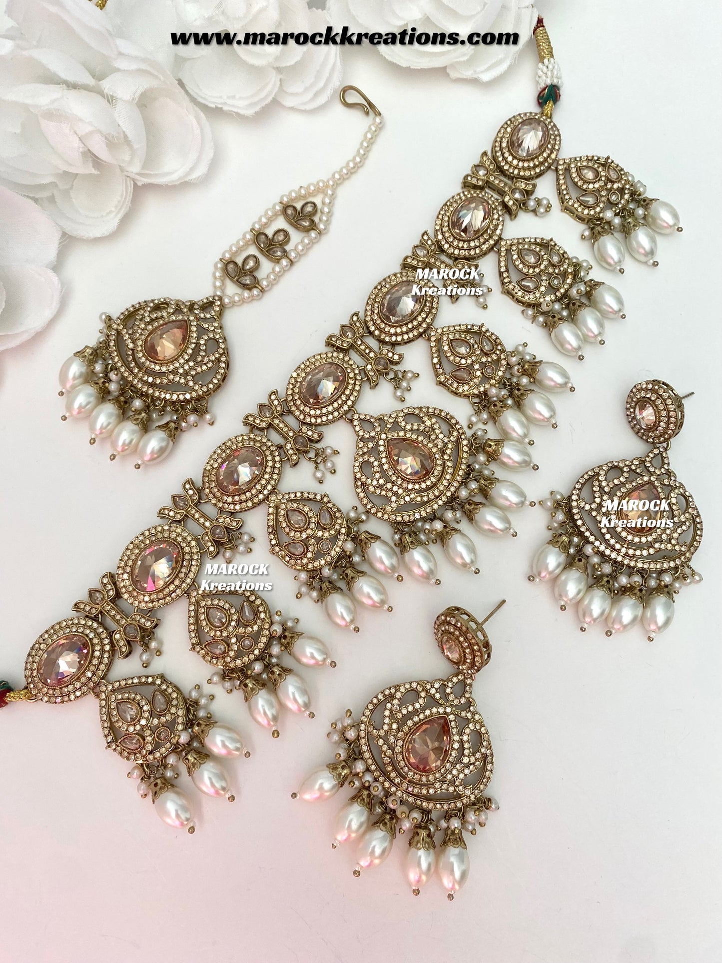 Yumna Polki statement Choker/Necklace set