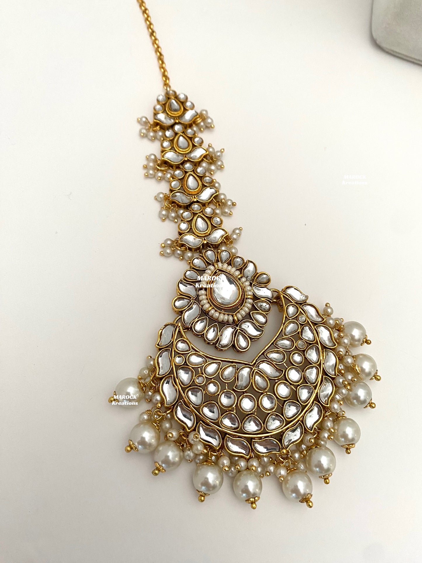 Bhavika Premium Quality Kundan choker/Necklace set