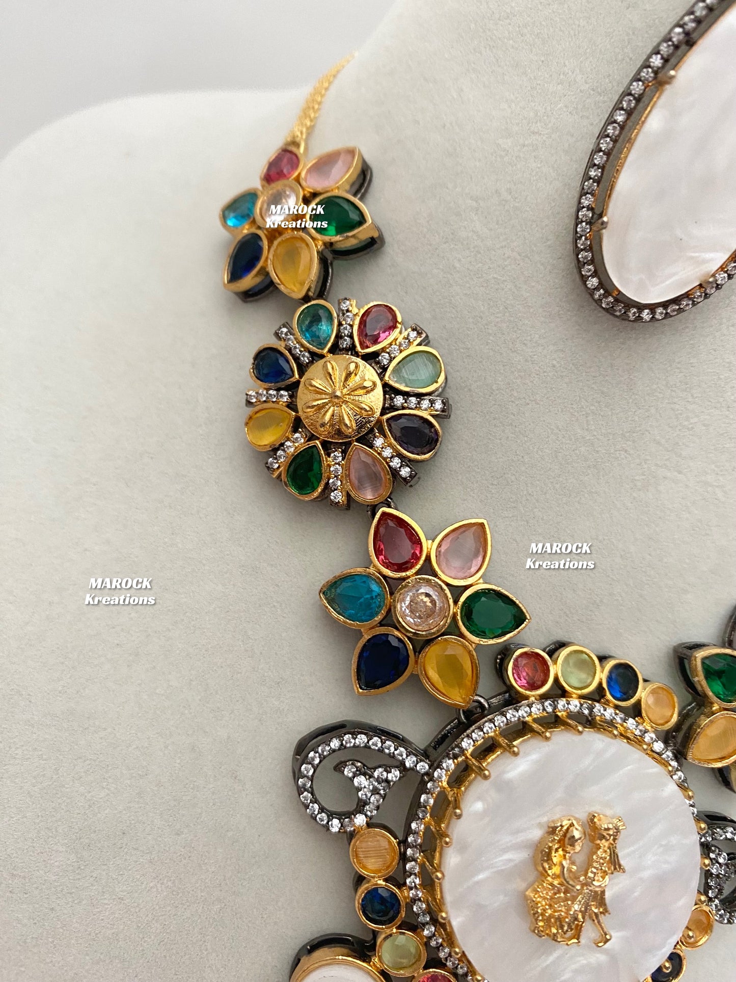 Raha Premium Quality Victorian Kundan Necklace set