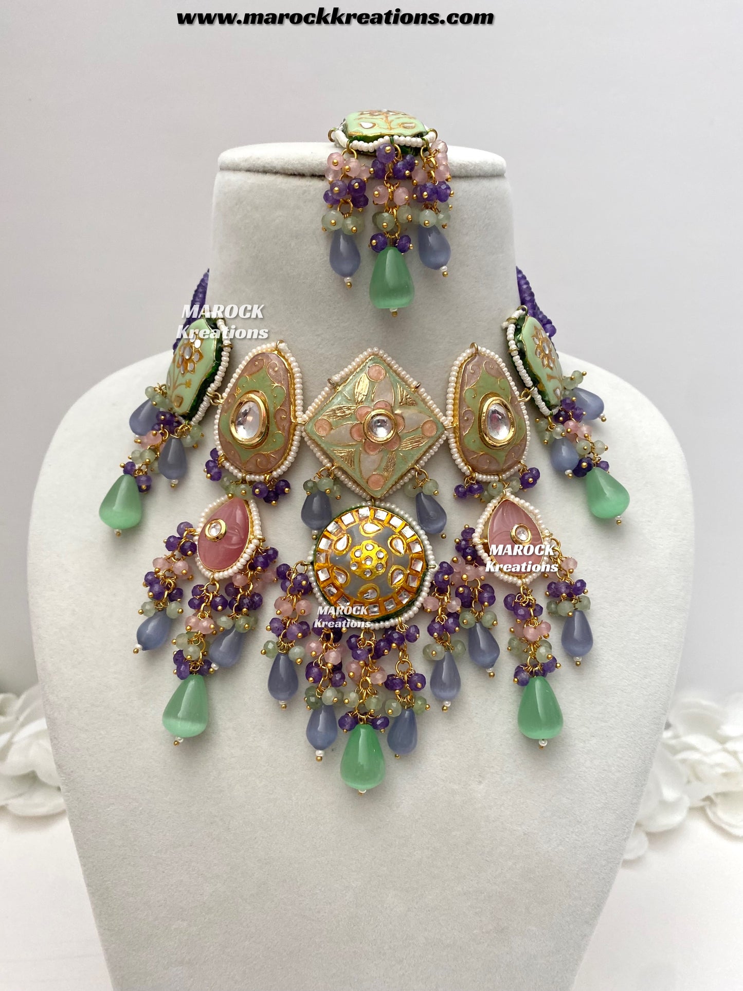 Zina Premium Quality Kundan Meenakari Statement Choker set