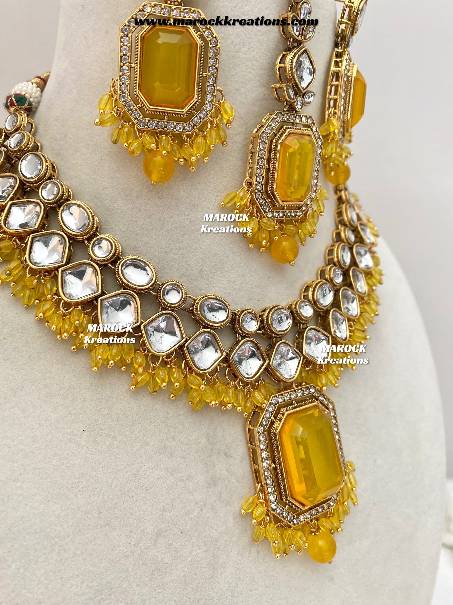 Shabnam Premium Quality Kundan Statement Necklace set