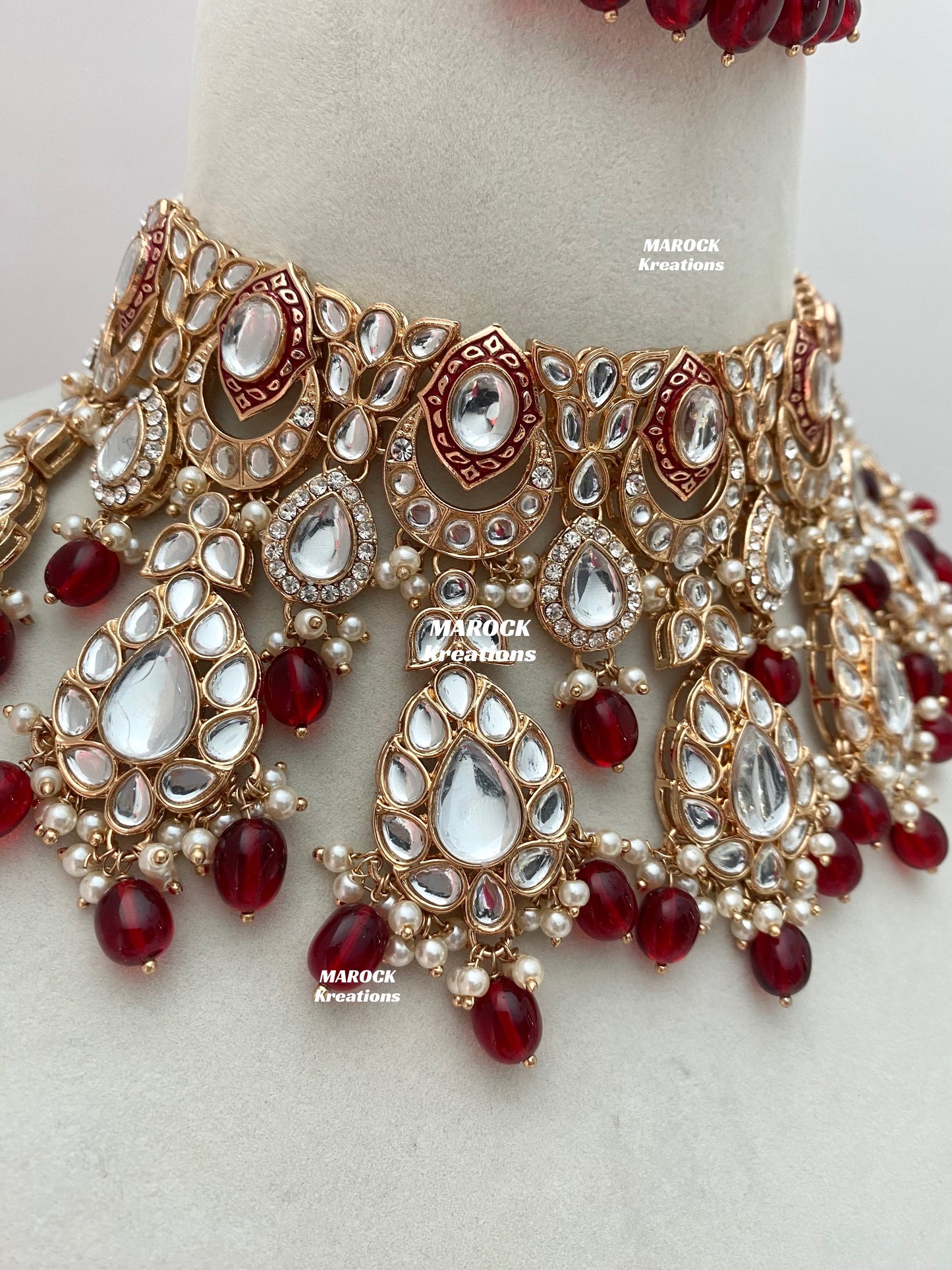 Kaniz Premium Quality Rose Gold Kundan Meenakari Choker/Necklace set