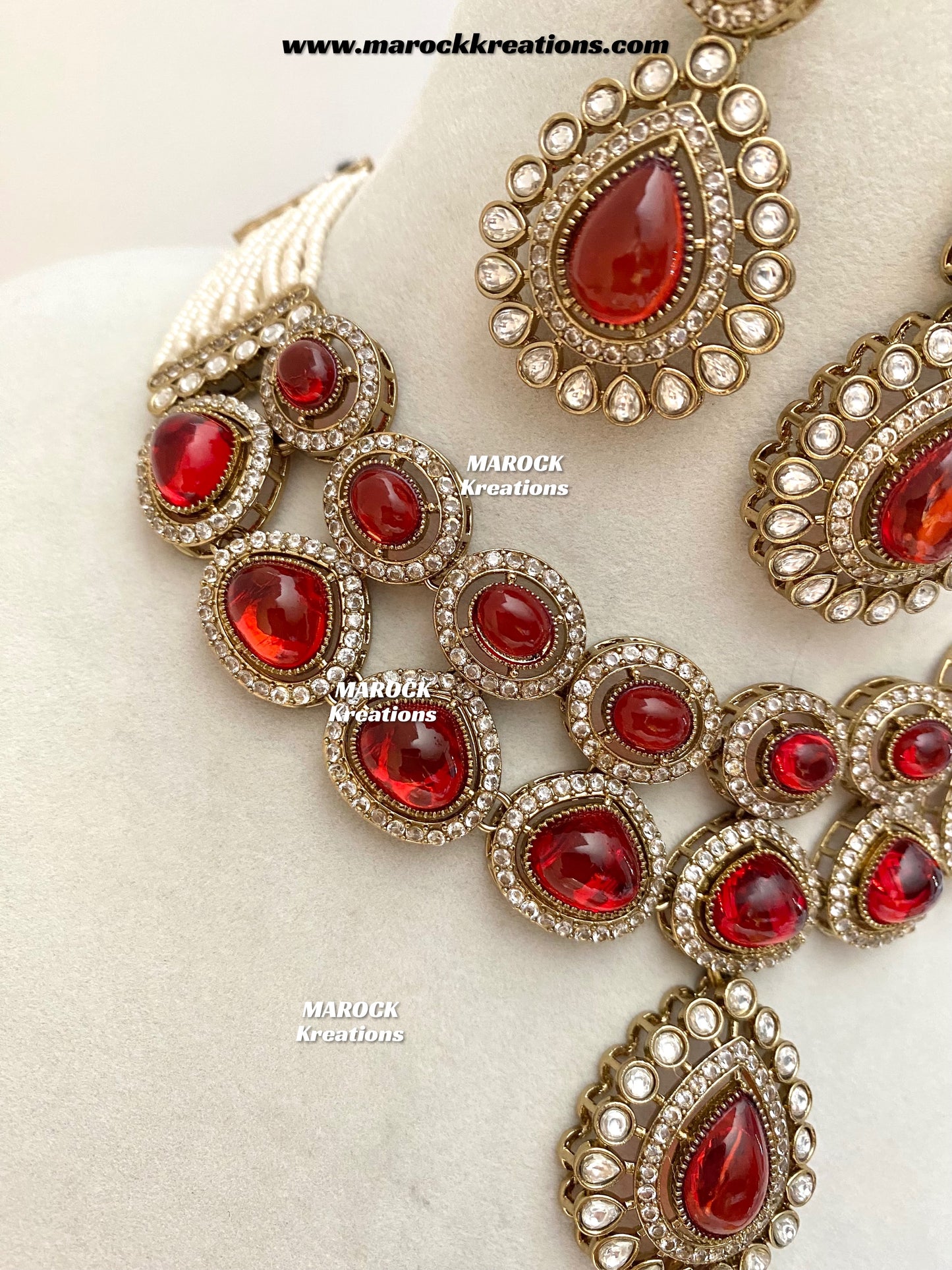 Zafina Premium Quality Moissanite Kundan Statement Choker/Necklace set