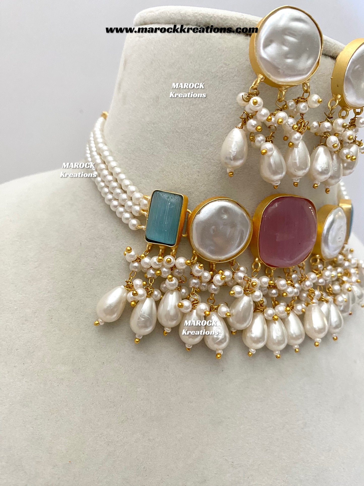 Adviti Mother of pearls Statement choker set