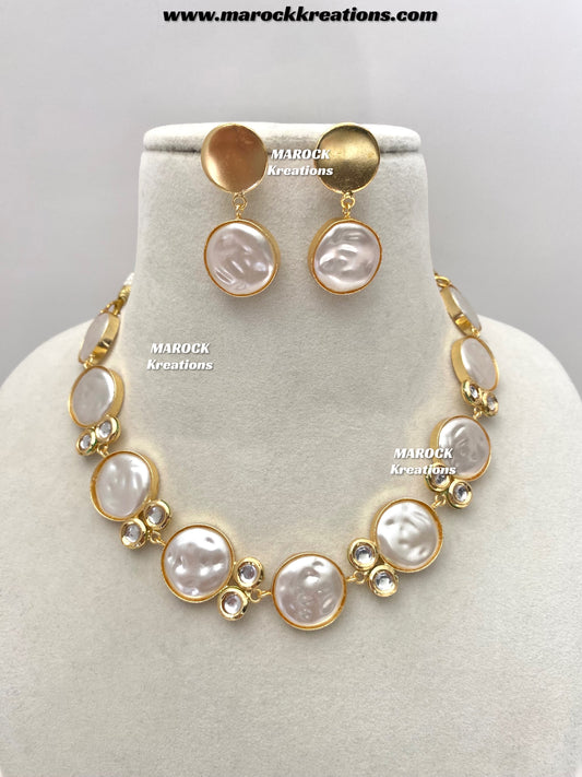 Wahida Mother of pearls Statement choker/Necklace set