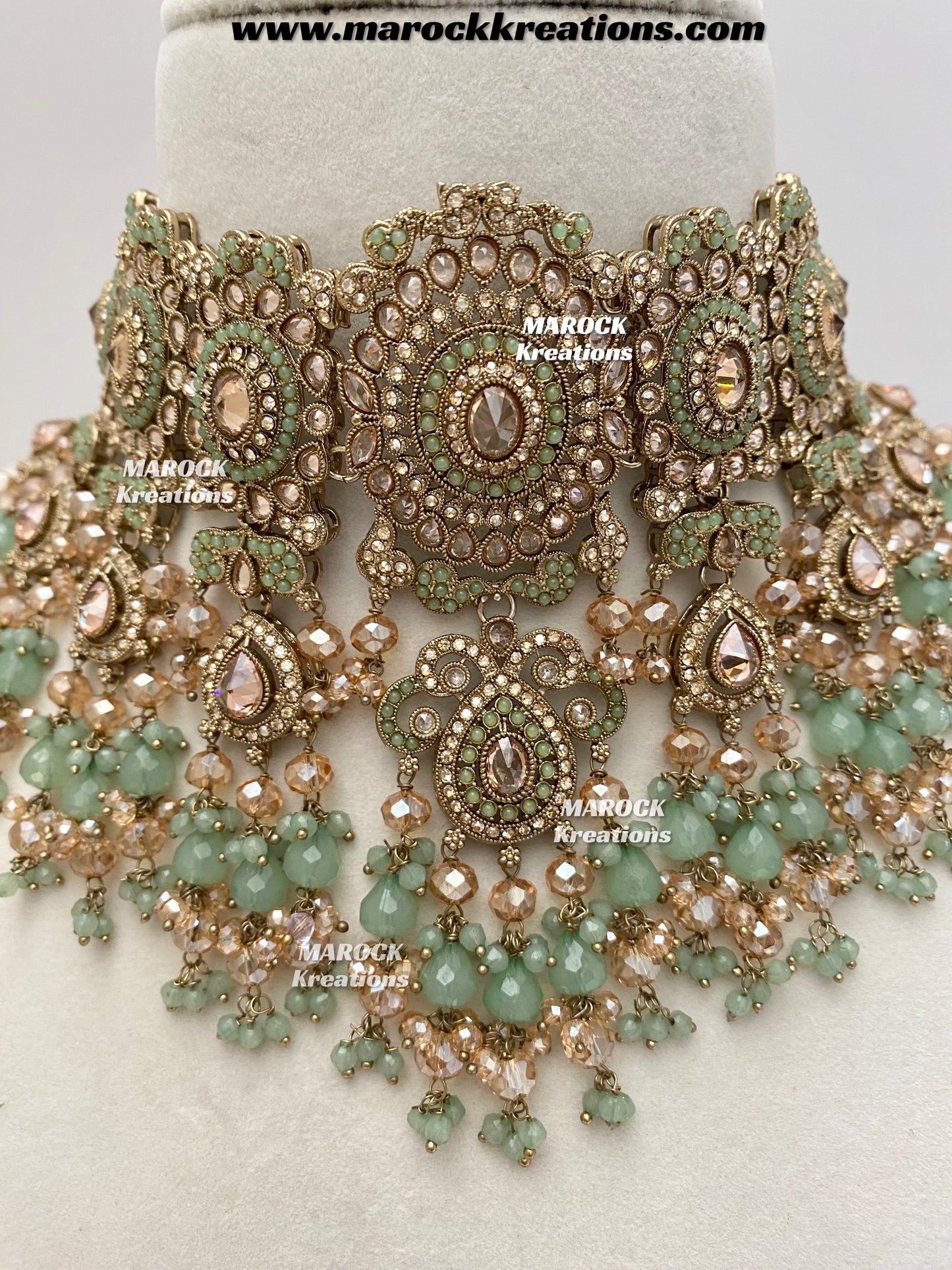 Nazmun Antique Gold Pakistani Polki choker/necklace set with Passa