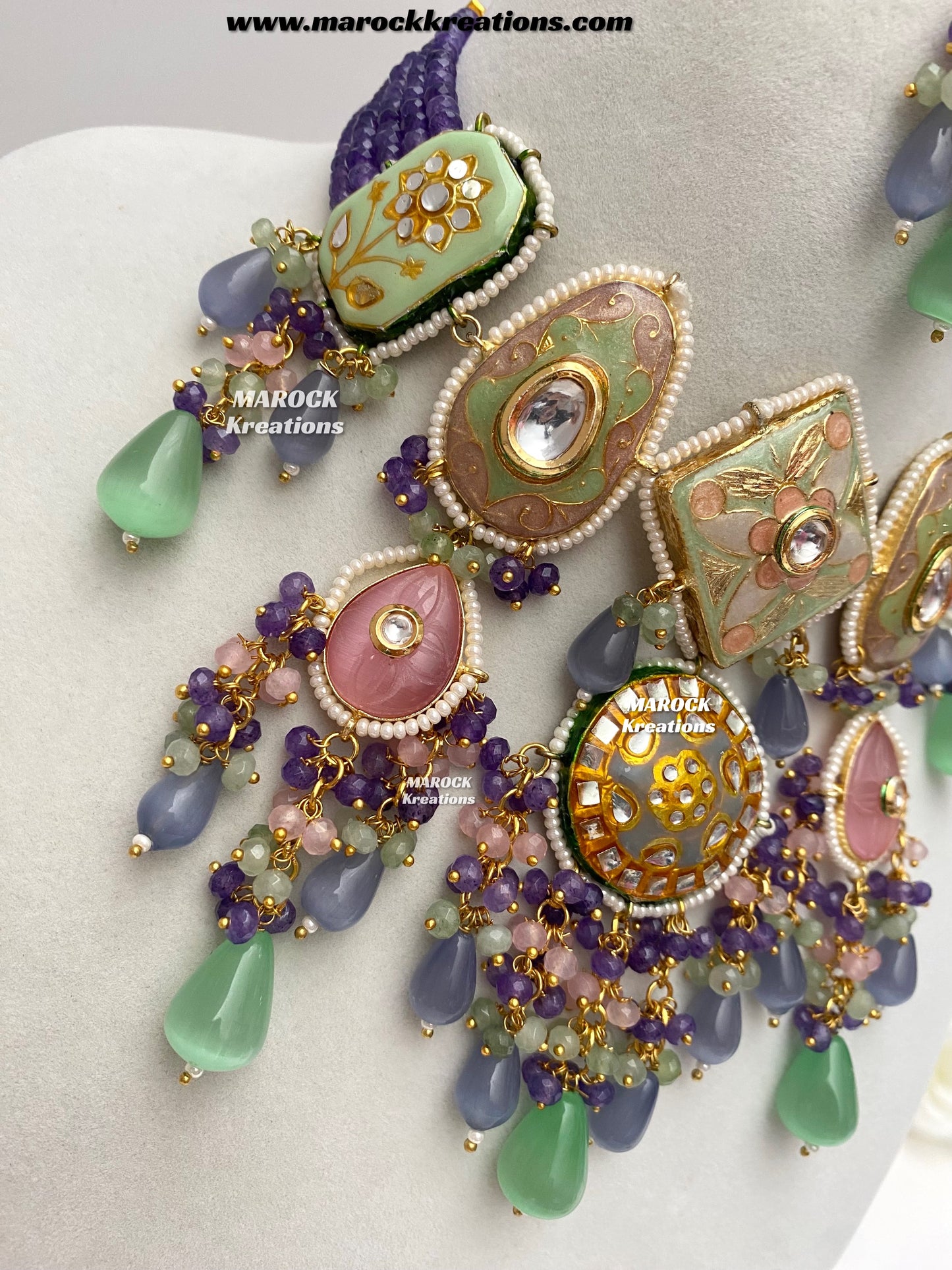 Zina Premium Quality Kundan Meenakari Statement Choker set