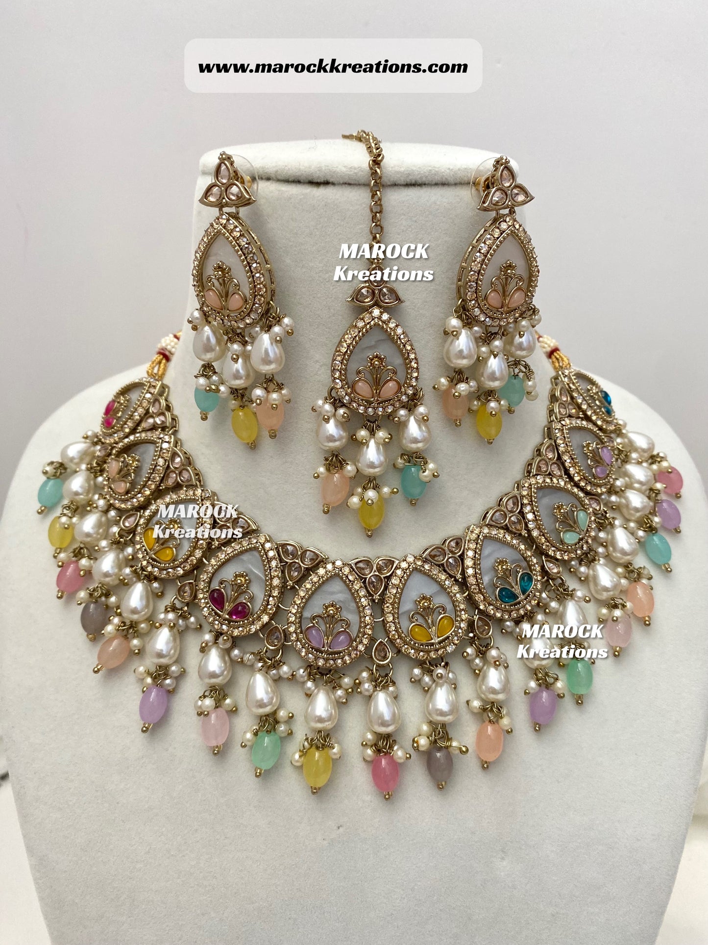 Antique Gold Polki Statement MOP Necklace set