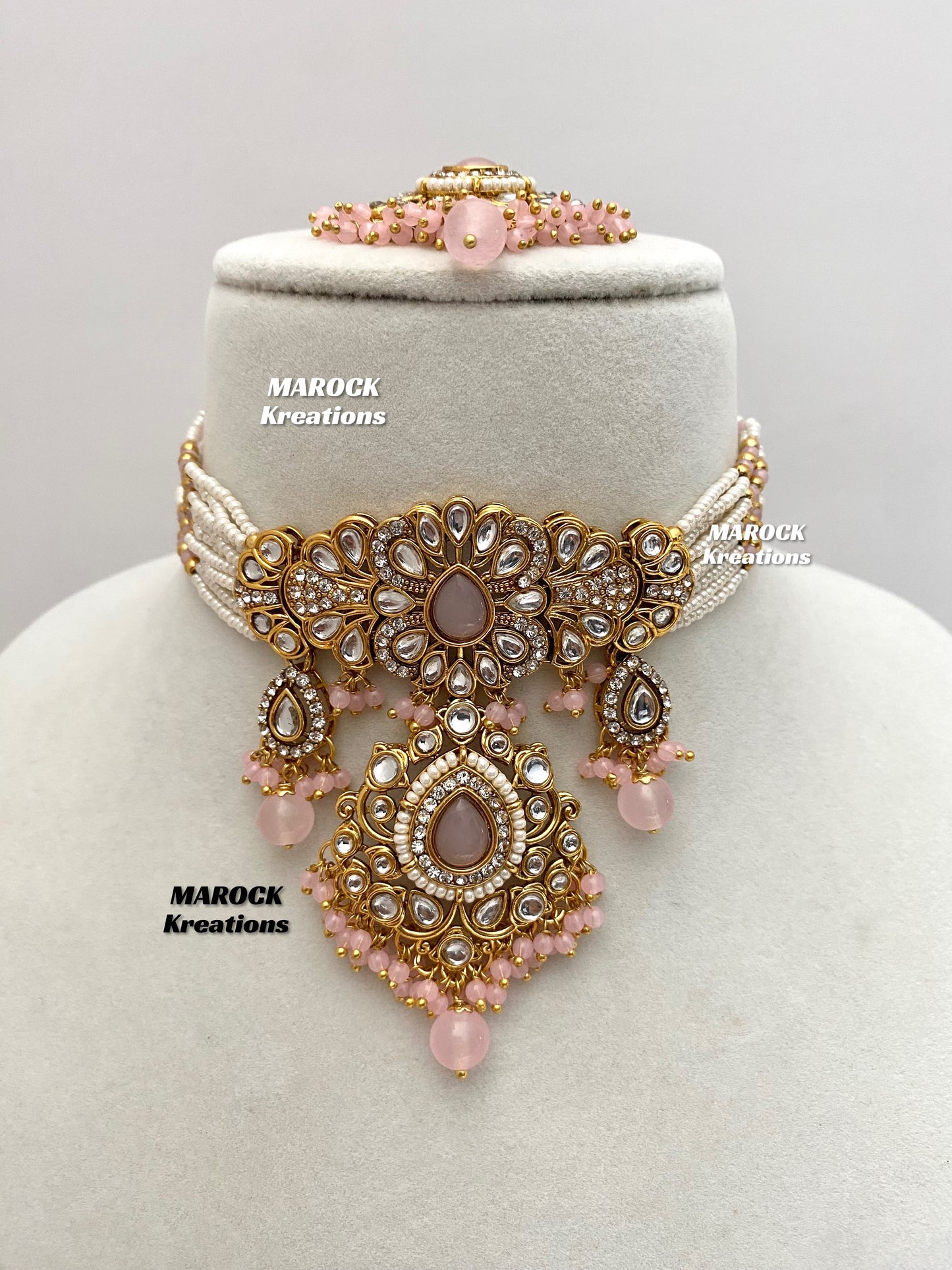 Mahima Premium Quality Kundan Choker set