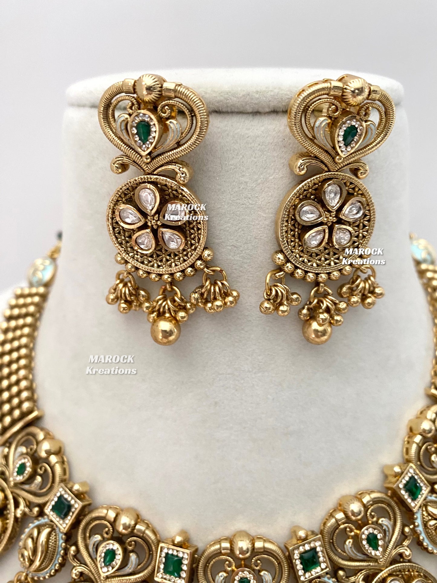 Rafia Premium Quality Gold plated Kundan exclusive Necklace set