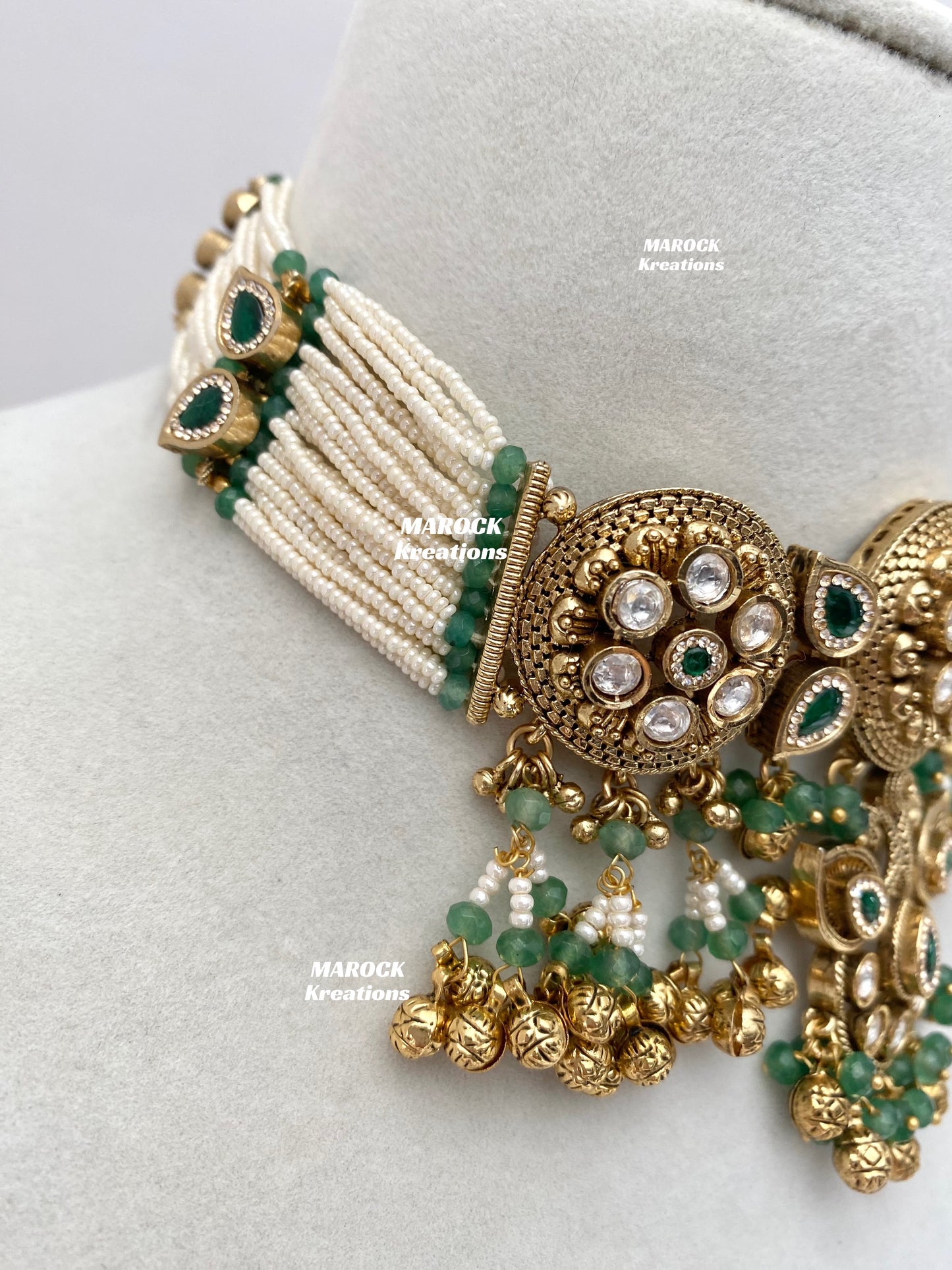 Kaveri Premium Quality Gold Plated Rajwadi Kundan choker set