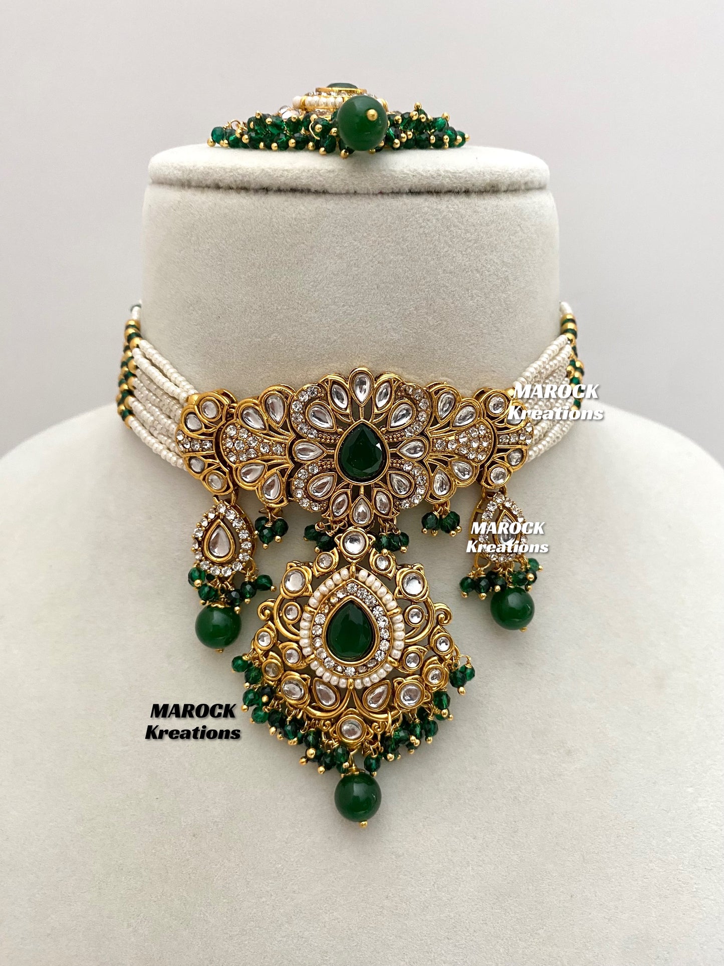 Mahima Premium Quality Kundan Choker set