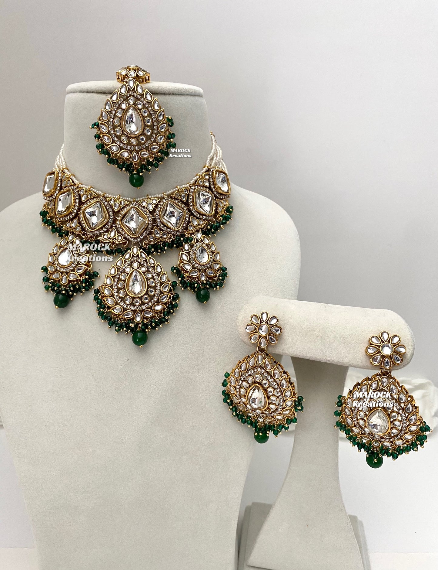 Rahila Premium quality Kundan Statement Choker/Necklace Set