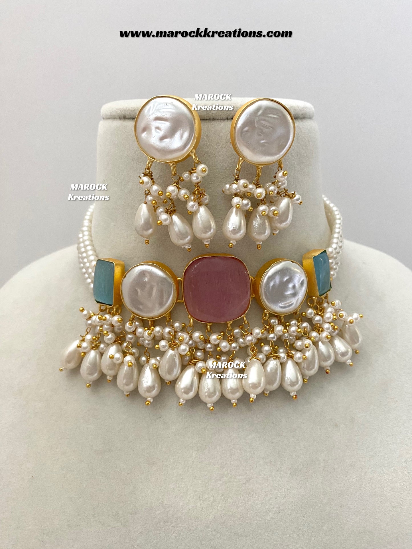 Adviti Mother of pearls Statement choker set