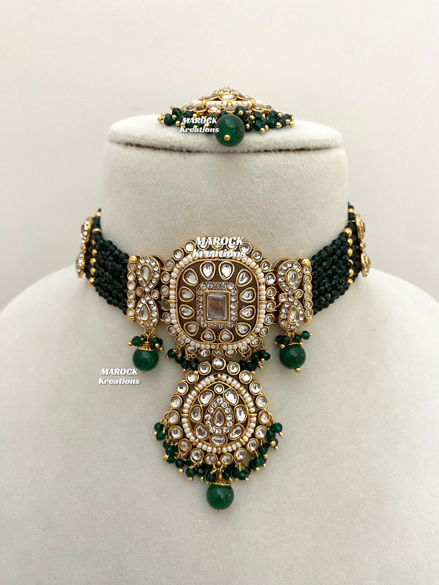 Simona Premium Quality Kundan Choker set